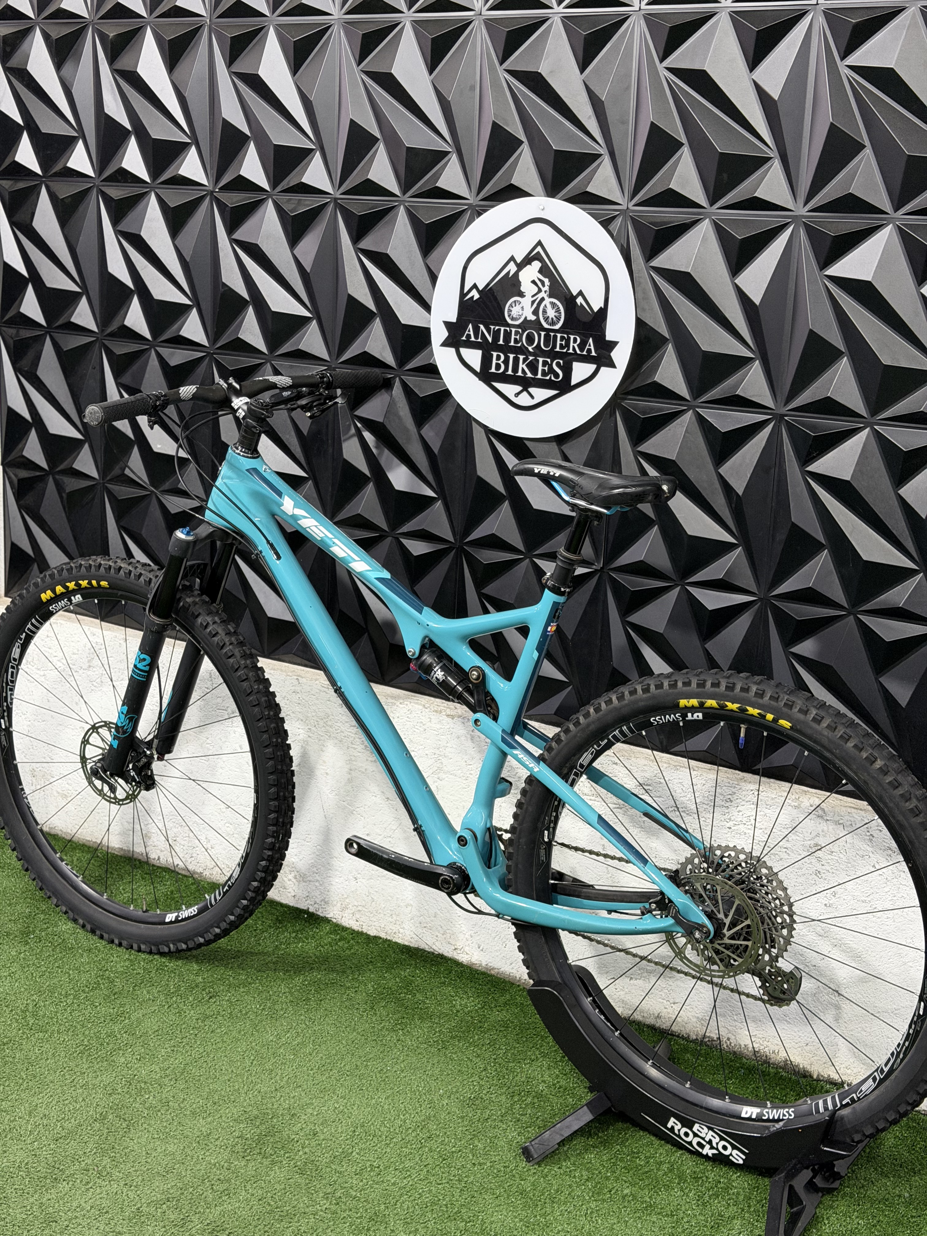 YETI ASR FULL CARBÓN