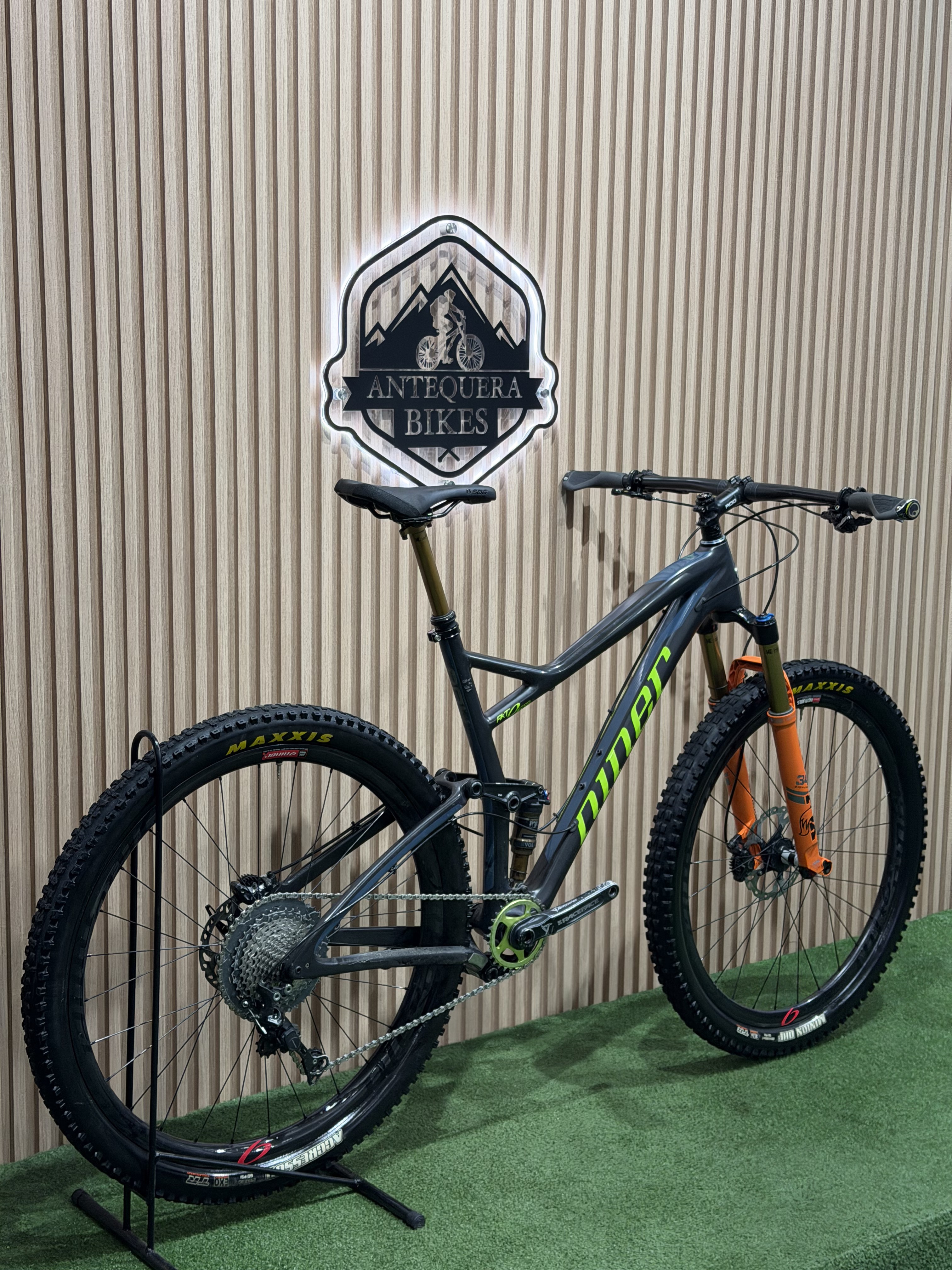 NINER RKT 9 RDO FULL CARBONO