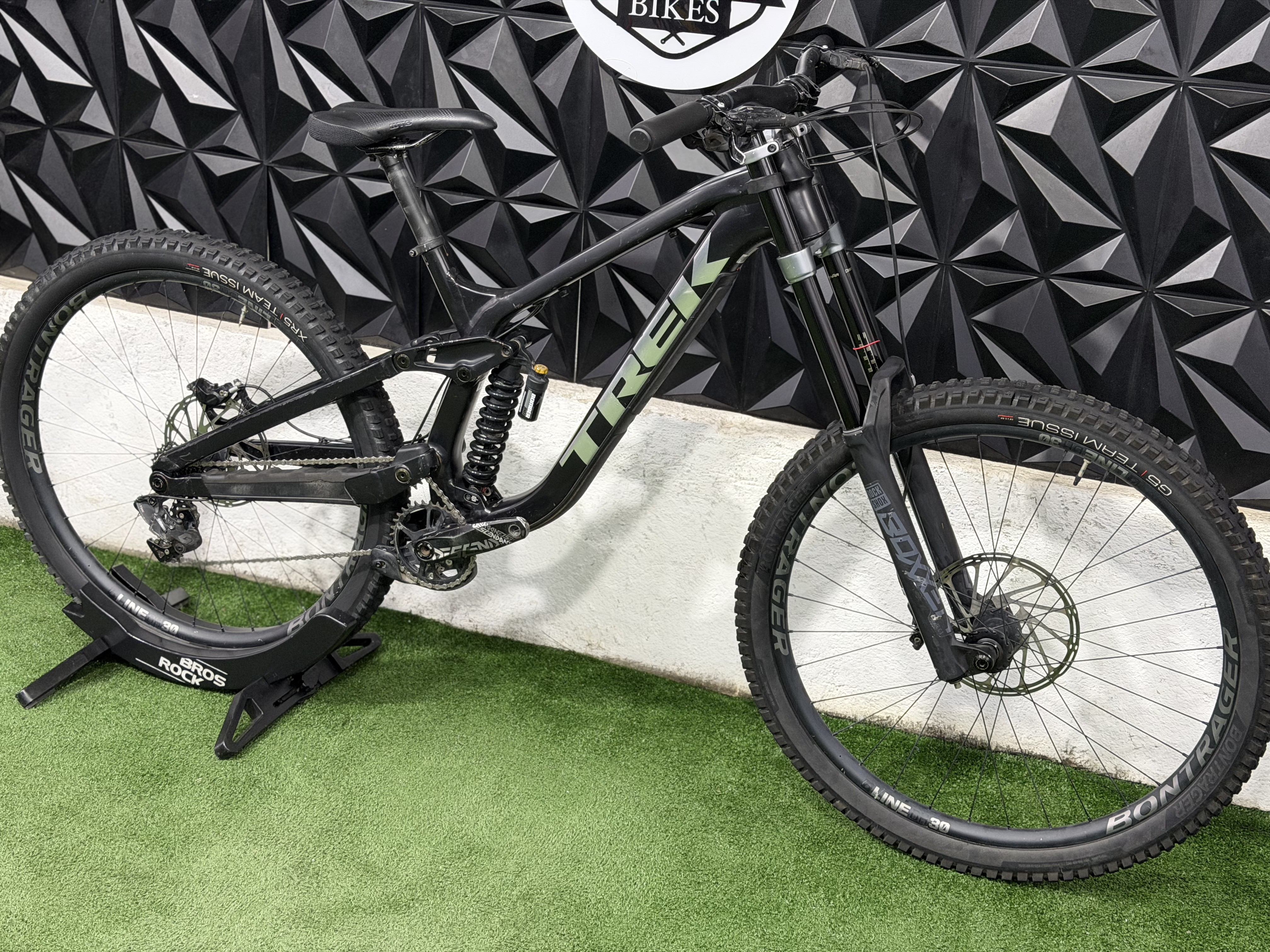 TREK SESSION 8