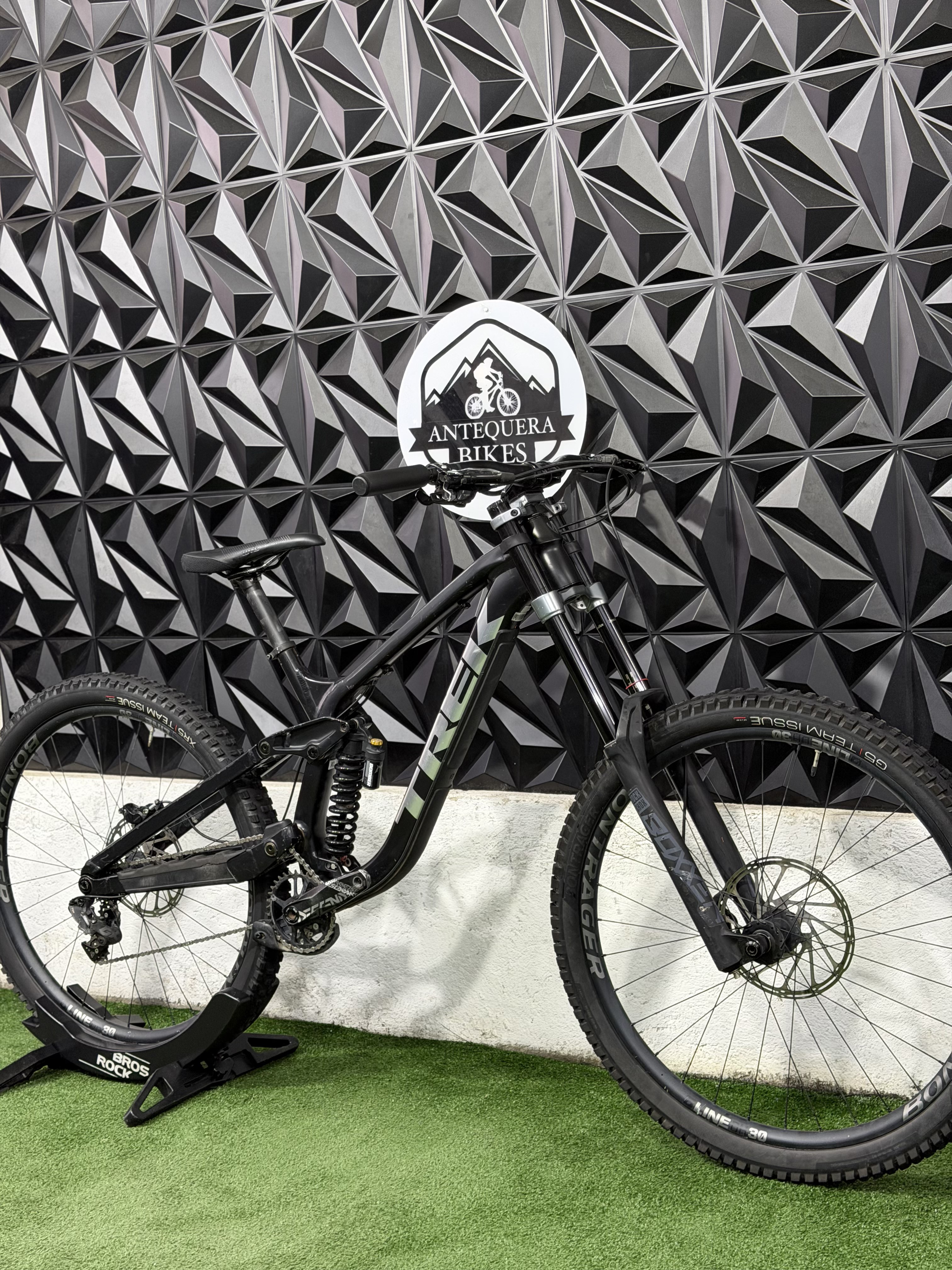 TREK SESSION 8