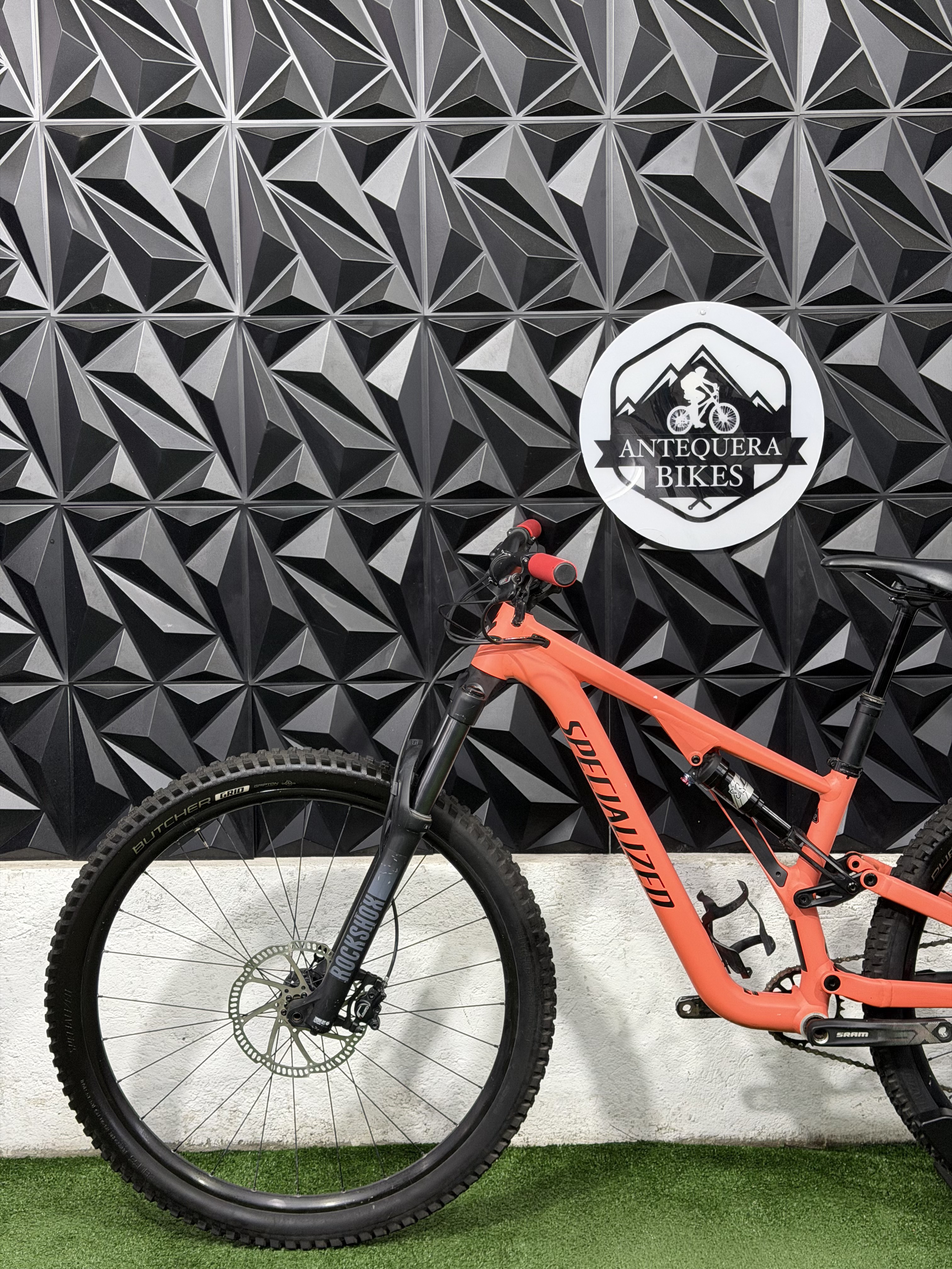 SPECIALIZED STUMPJUMPER
