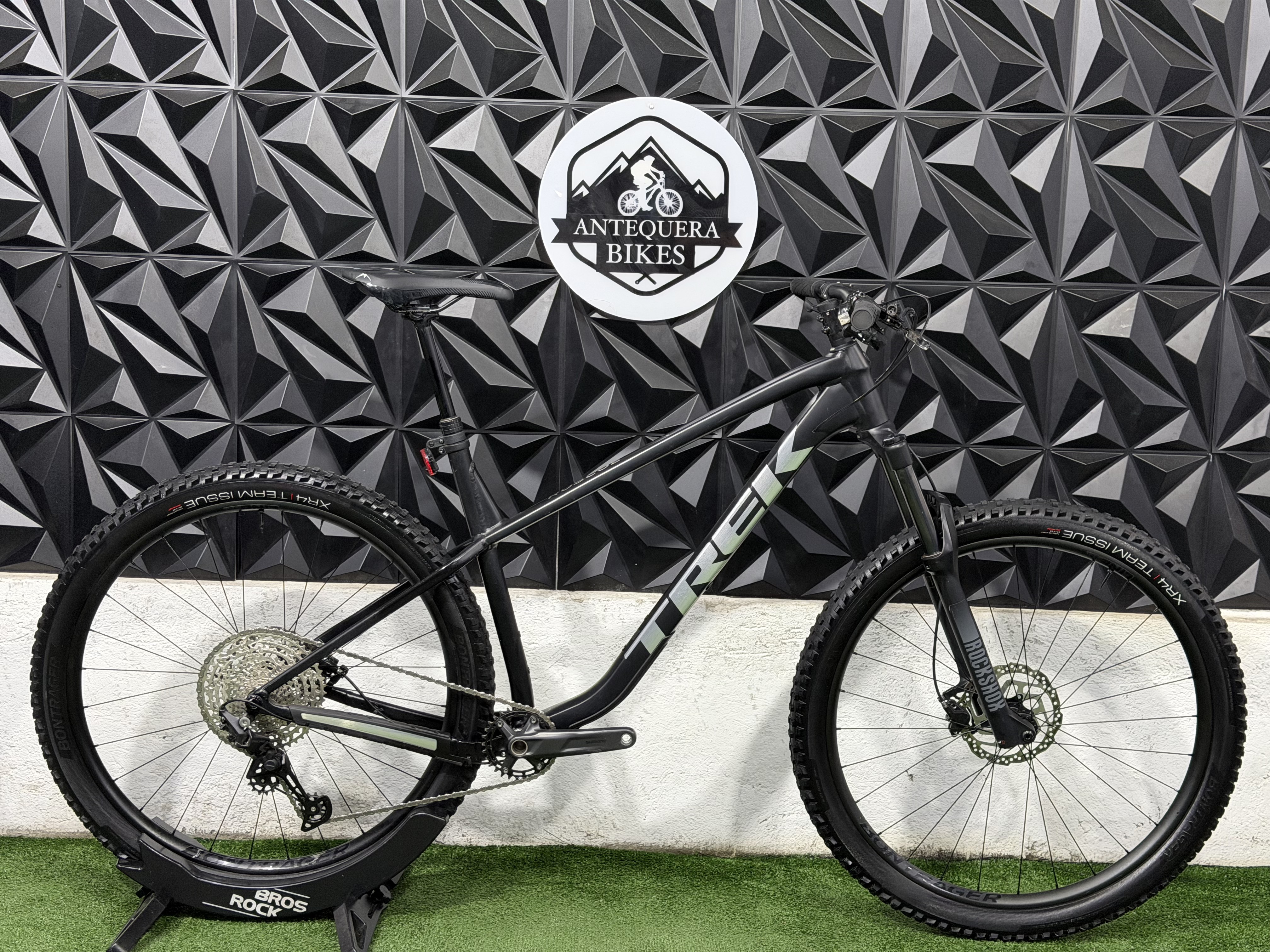 TREK ROSCOE 7 GEN 3