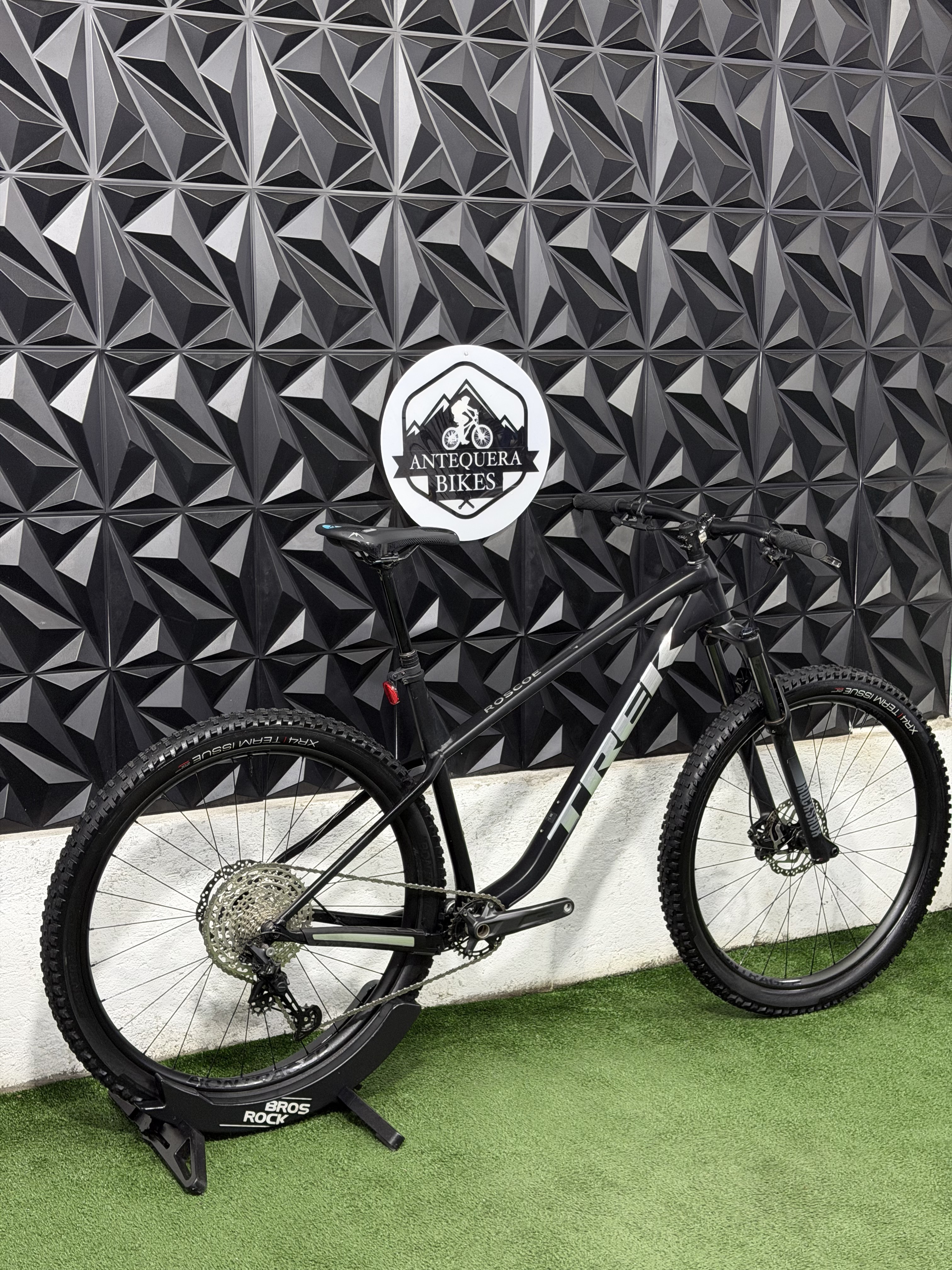 TREK ROSCOE 7 GEN 3