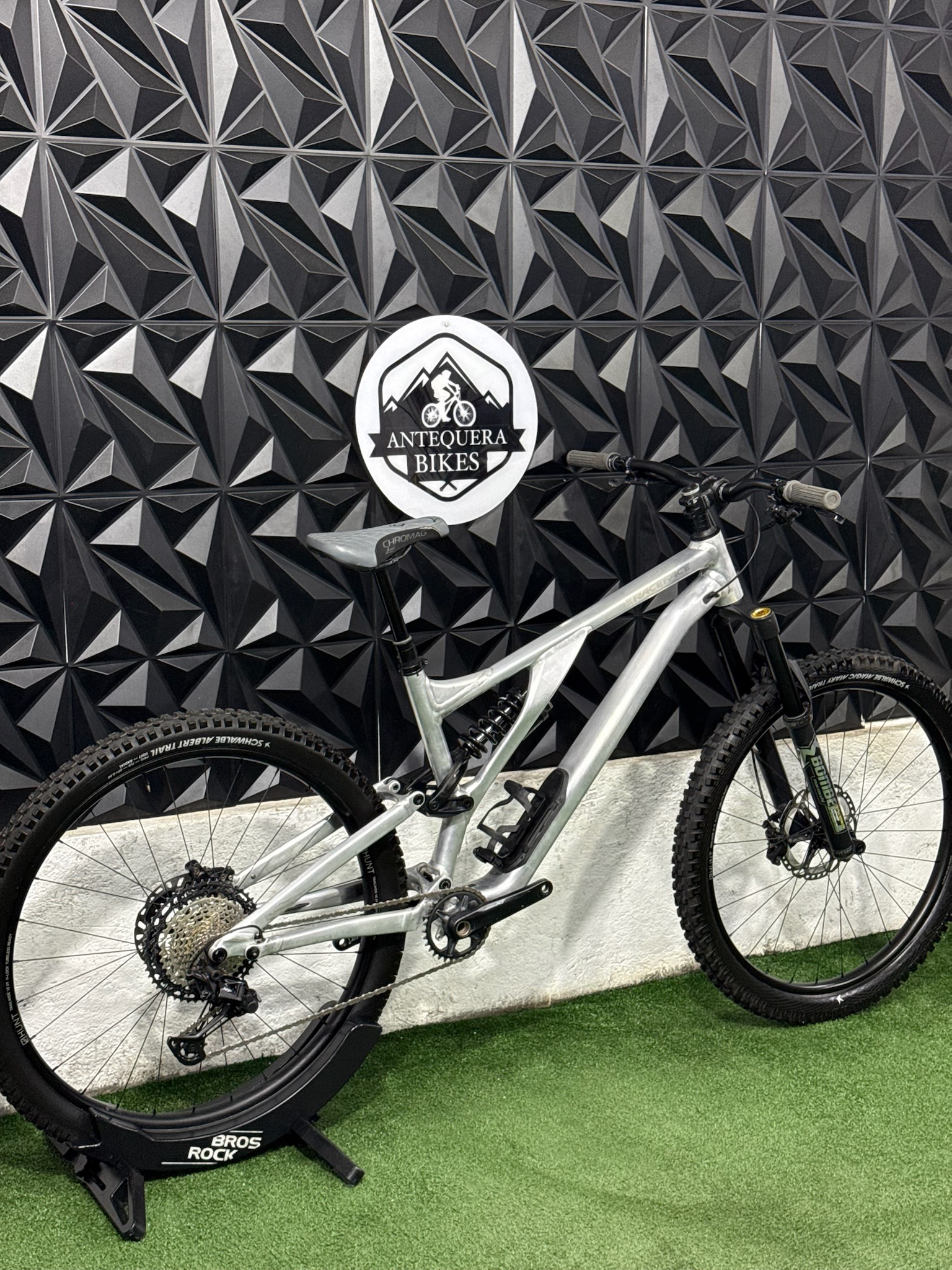 SPECIALIZED STUMPJUMPER CON MEJORAS