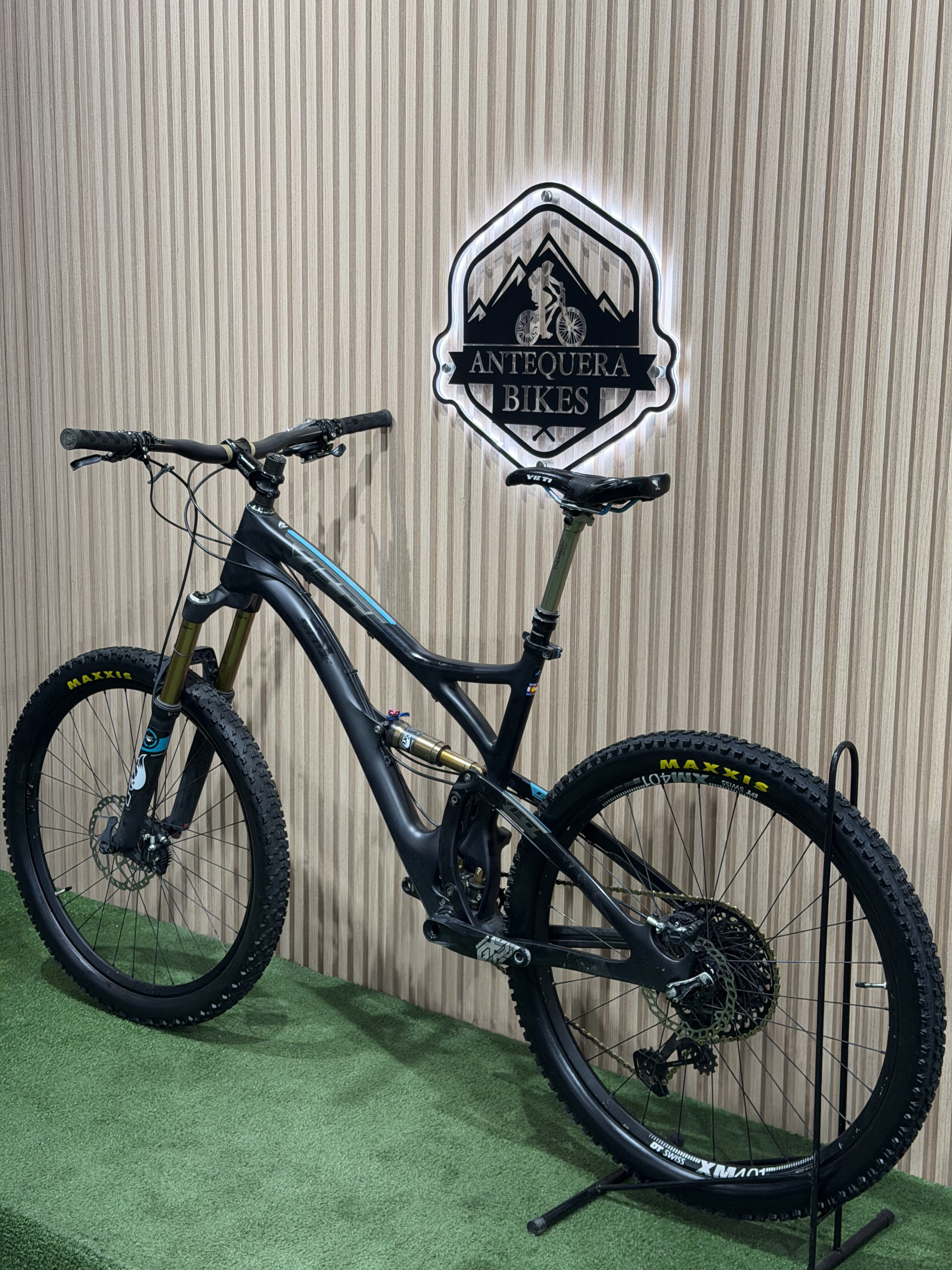 YETI SB5 CARBON
