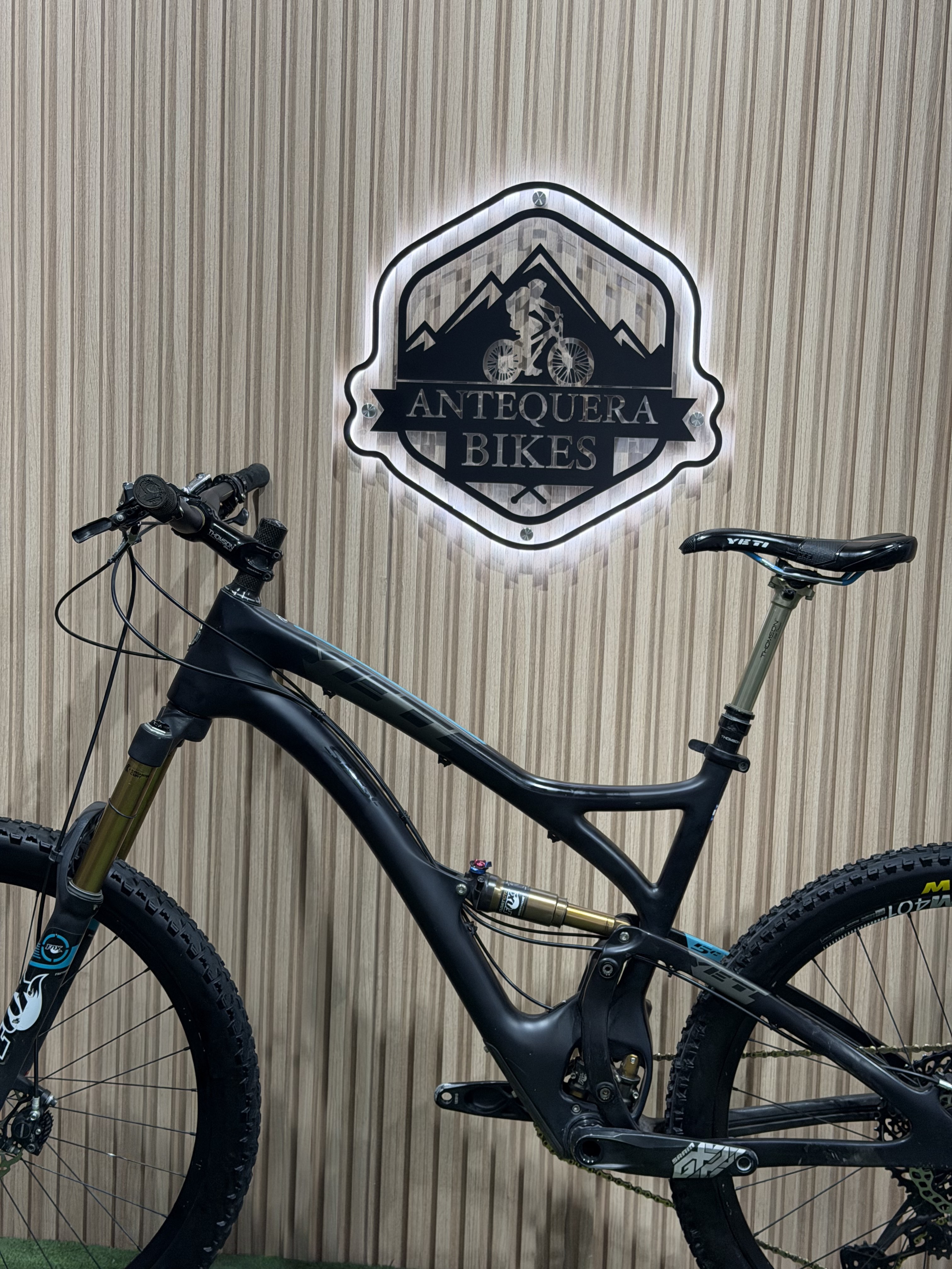 YETI SB5 CARBON