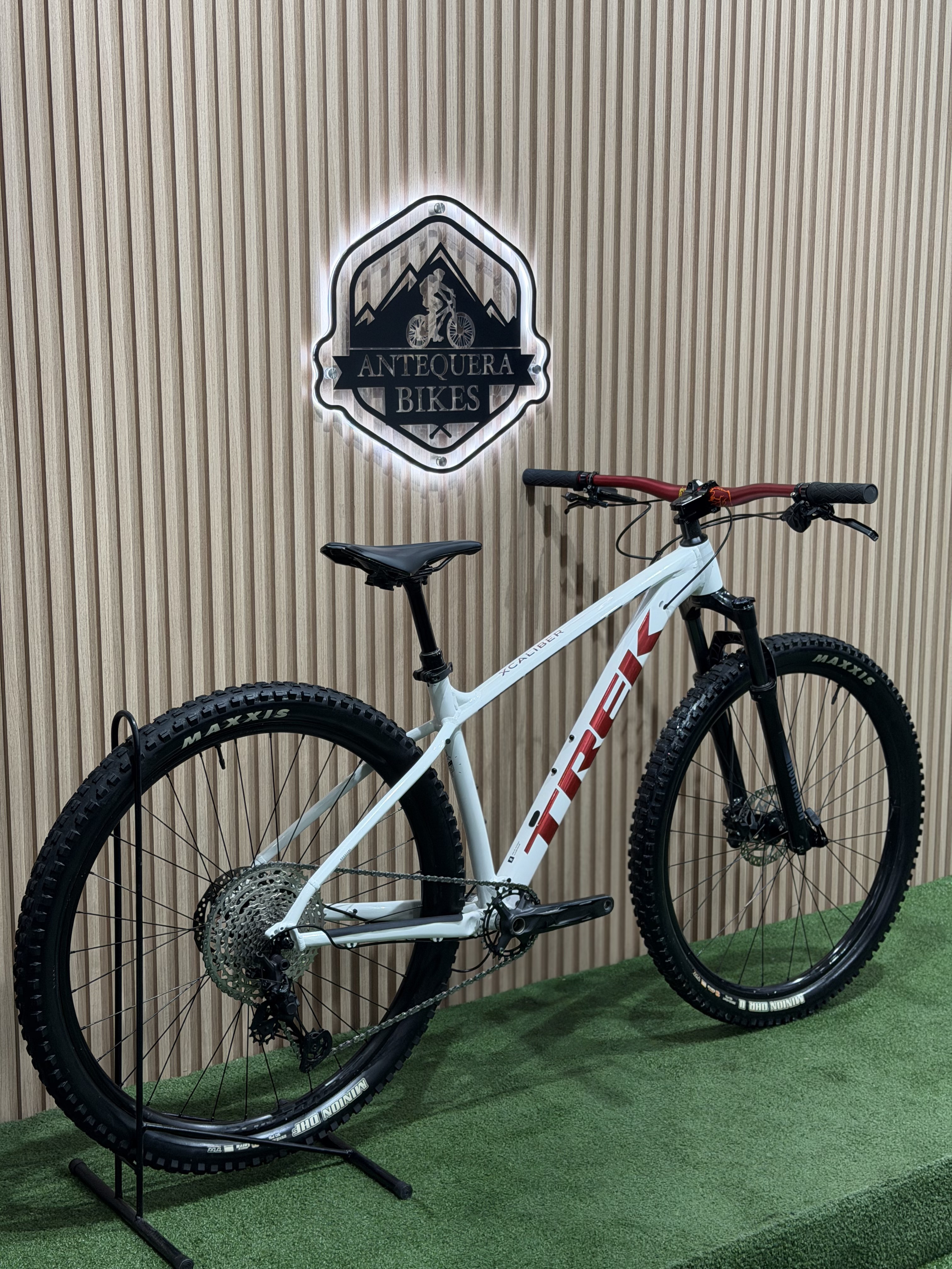 TREK XCALIBER 8 GEN 2