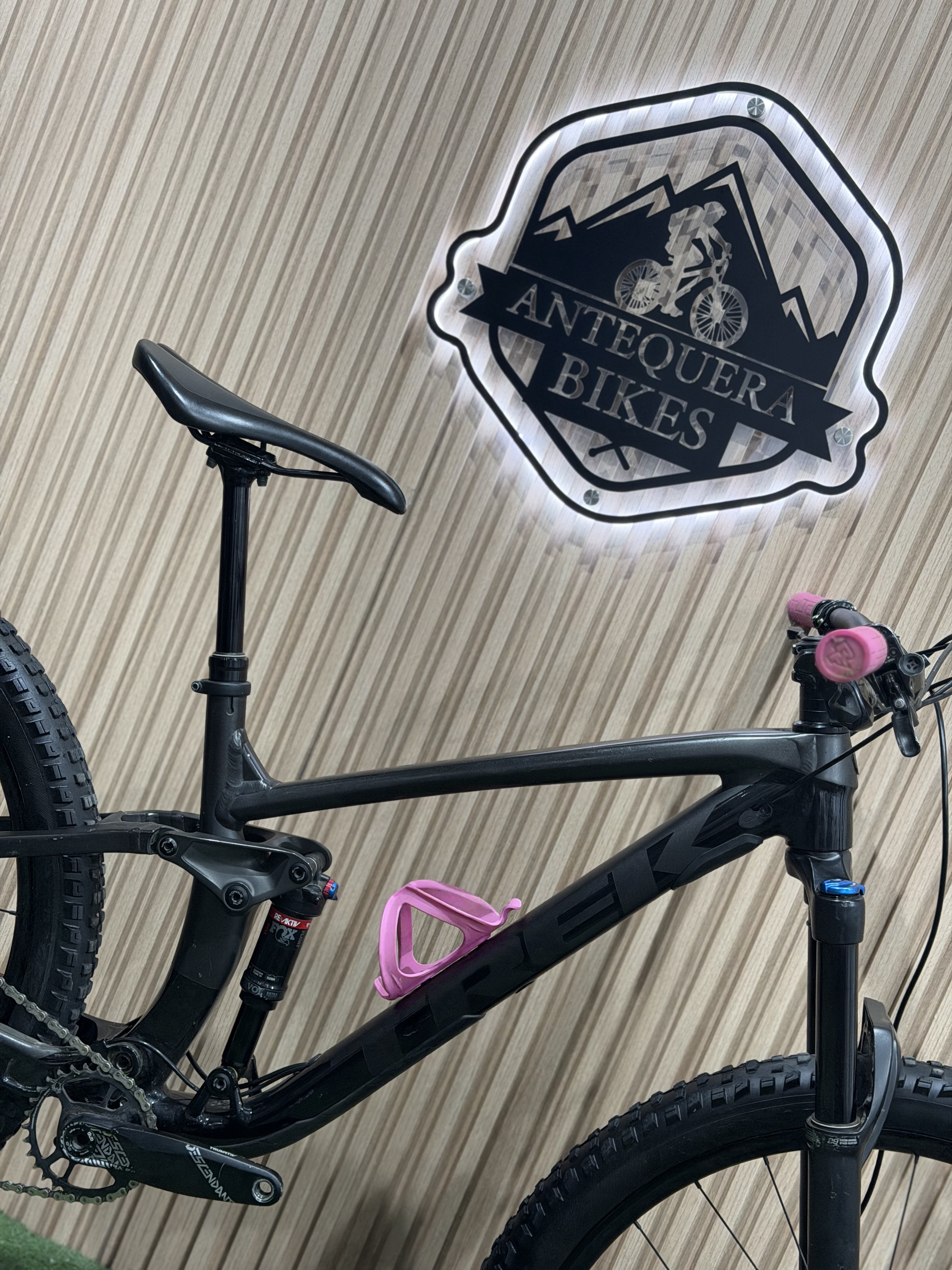 TREK FUEL EX 8