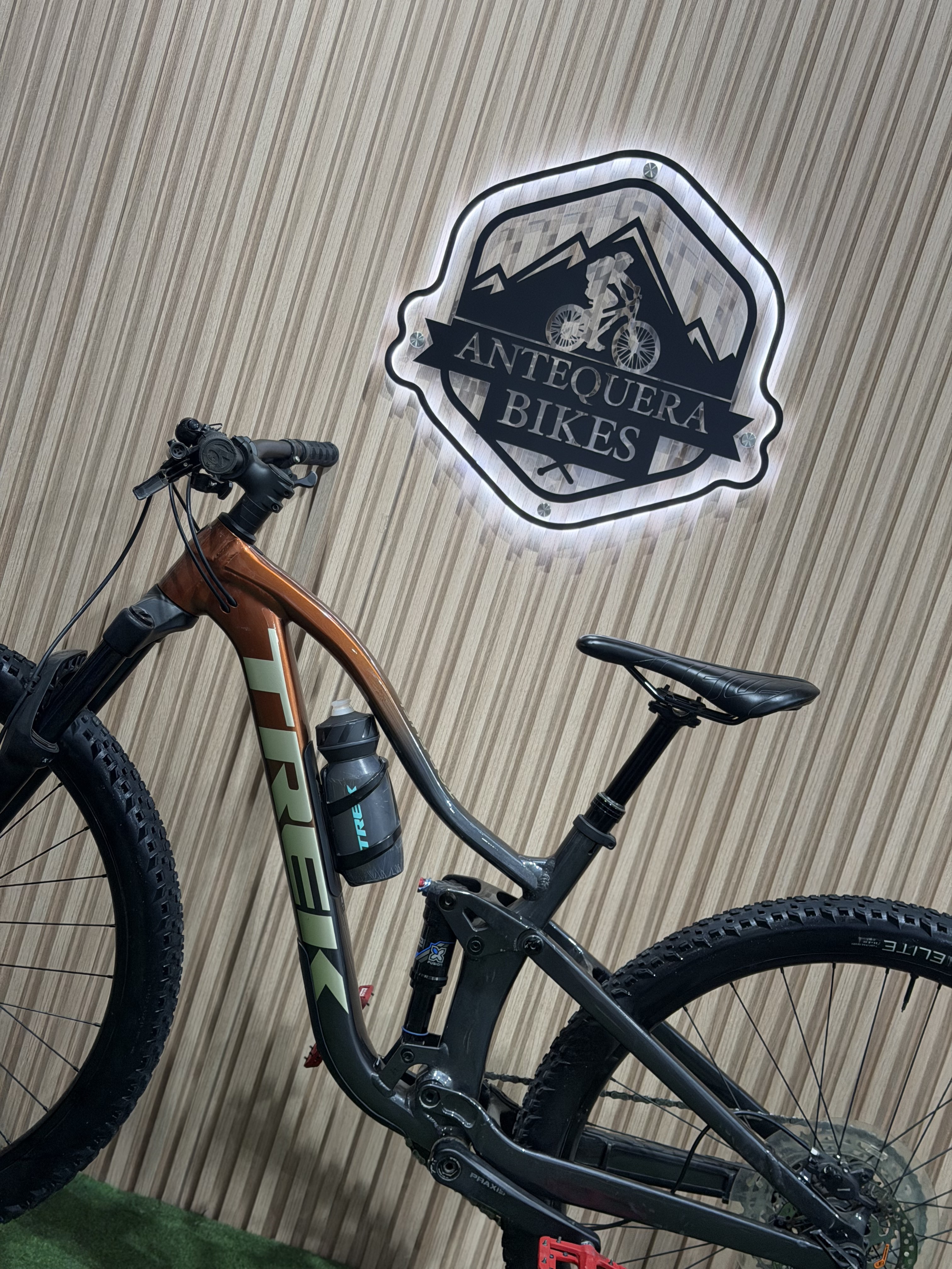 TREK TOP FUEL 5