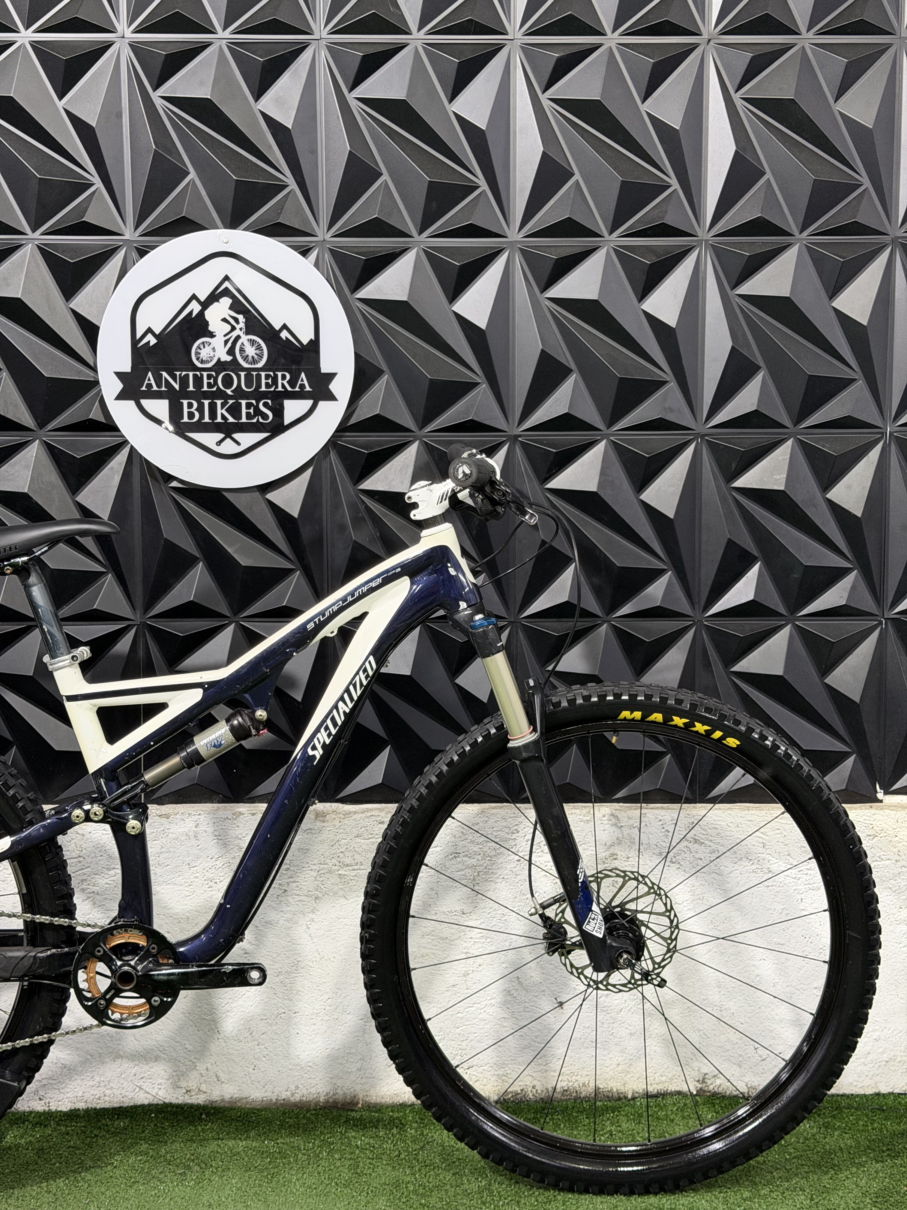 SPECIALIZED STUMPJUMPER COMP