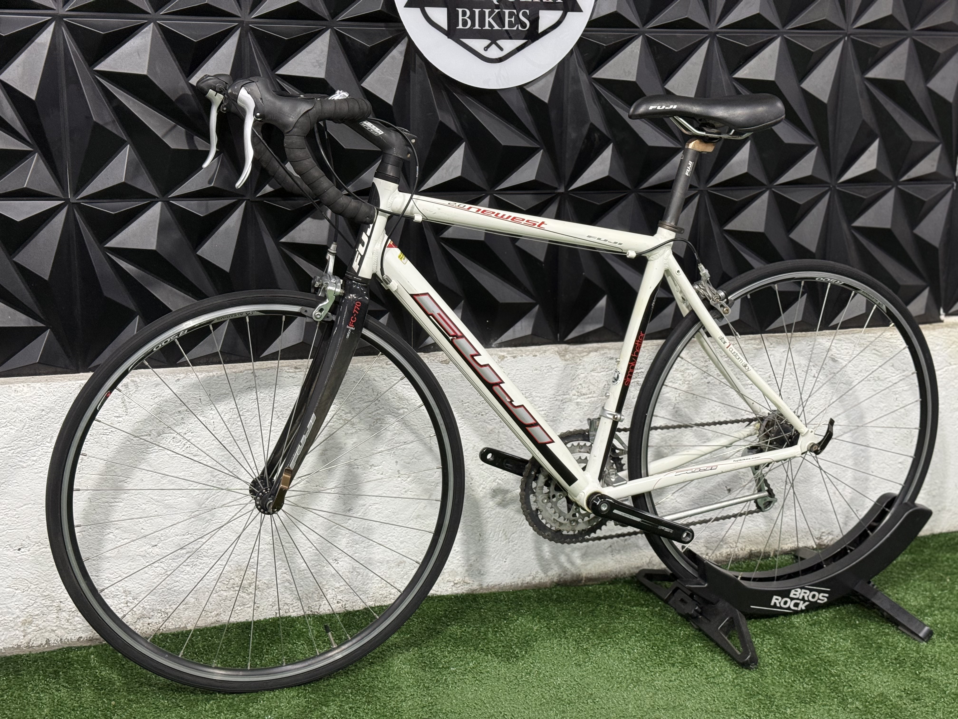FUJI NEWEST 2.0