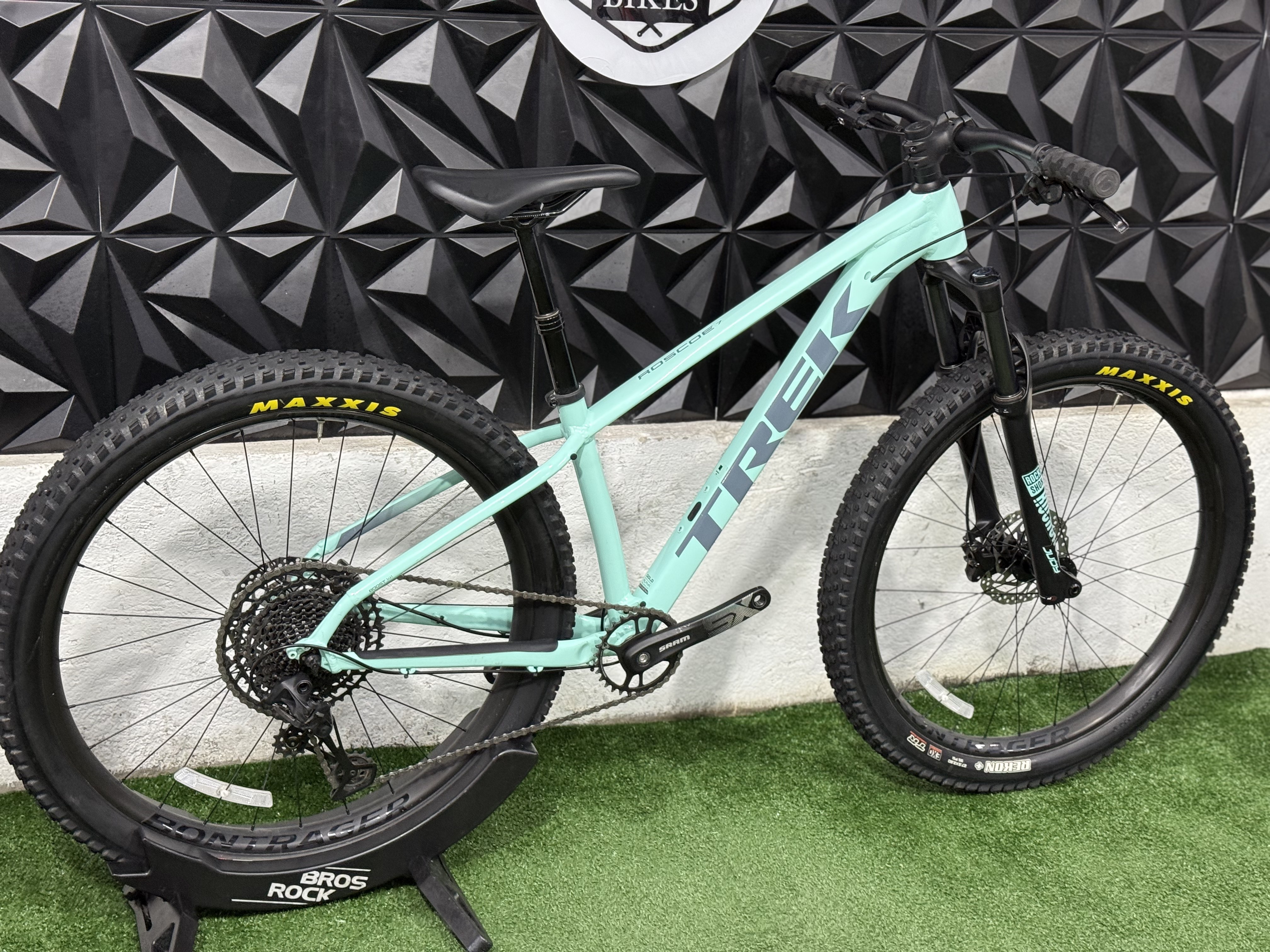 TREK ROSCOE 7