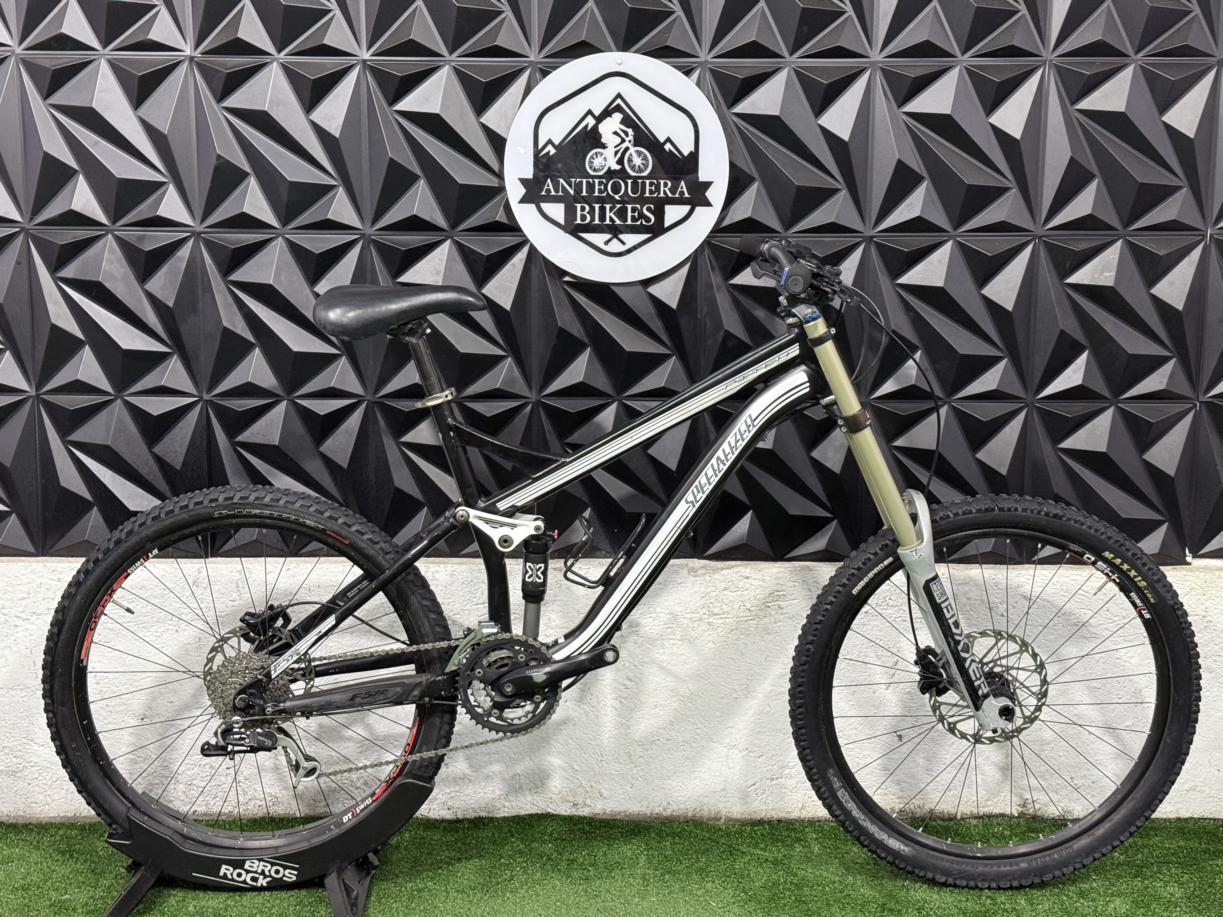 SPECIALIZED PITCH COMP