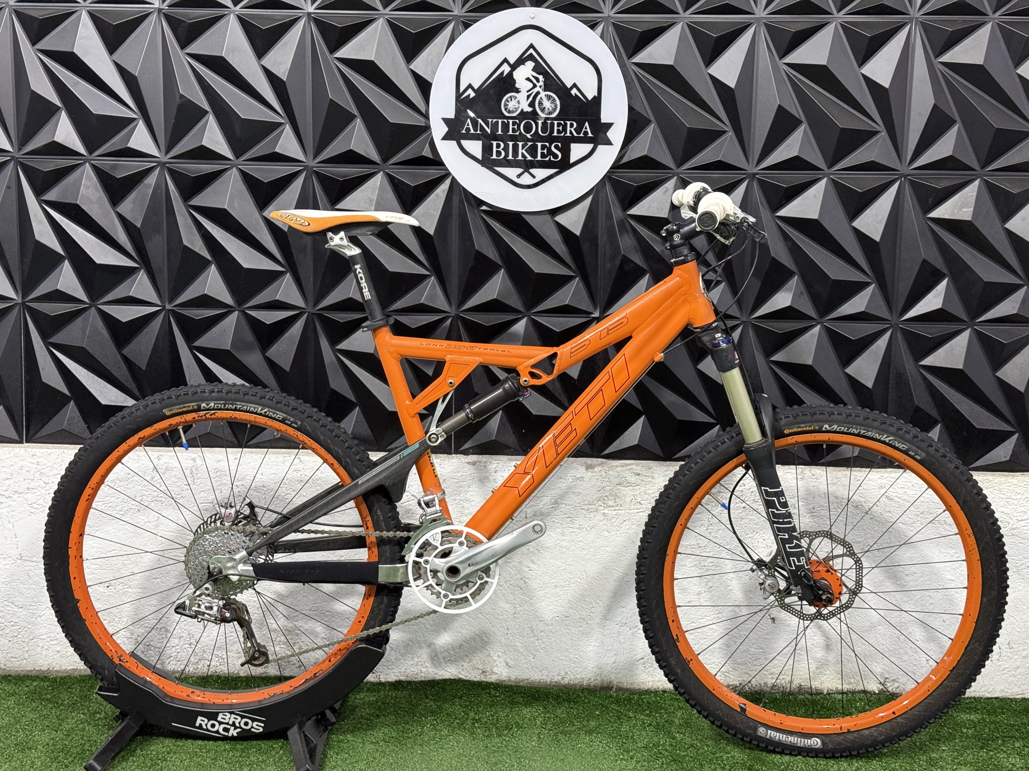 YETI SB 575