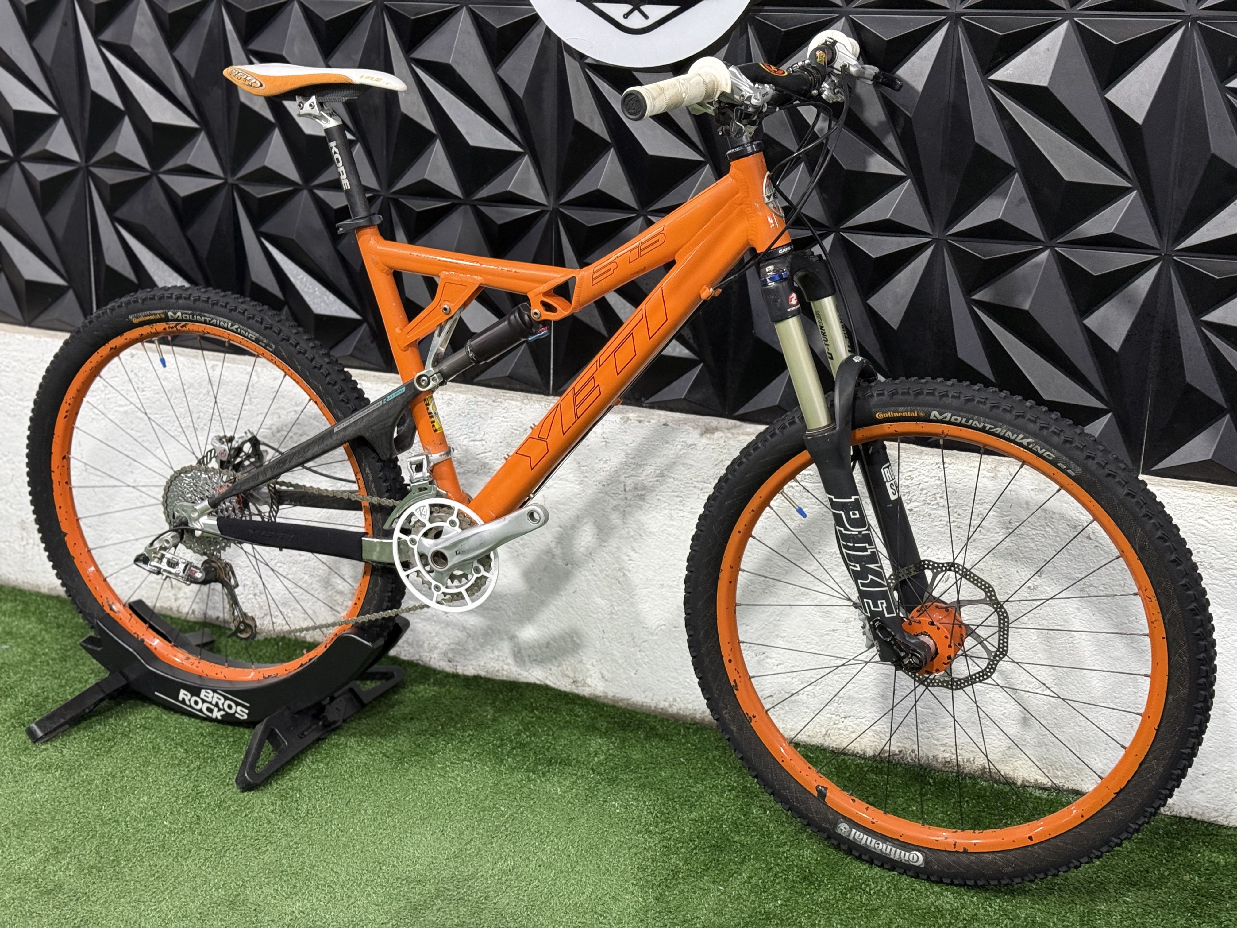 YETI SB 575