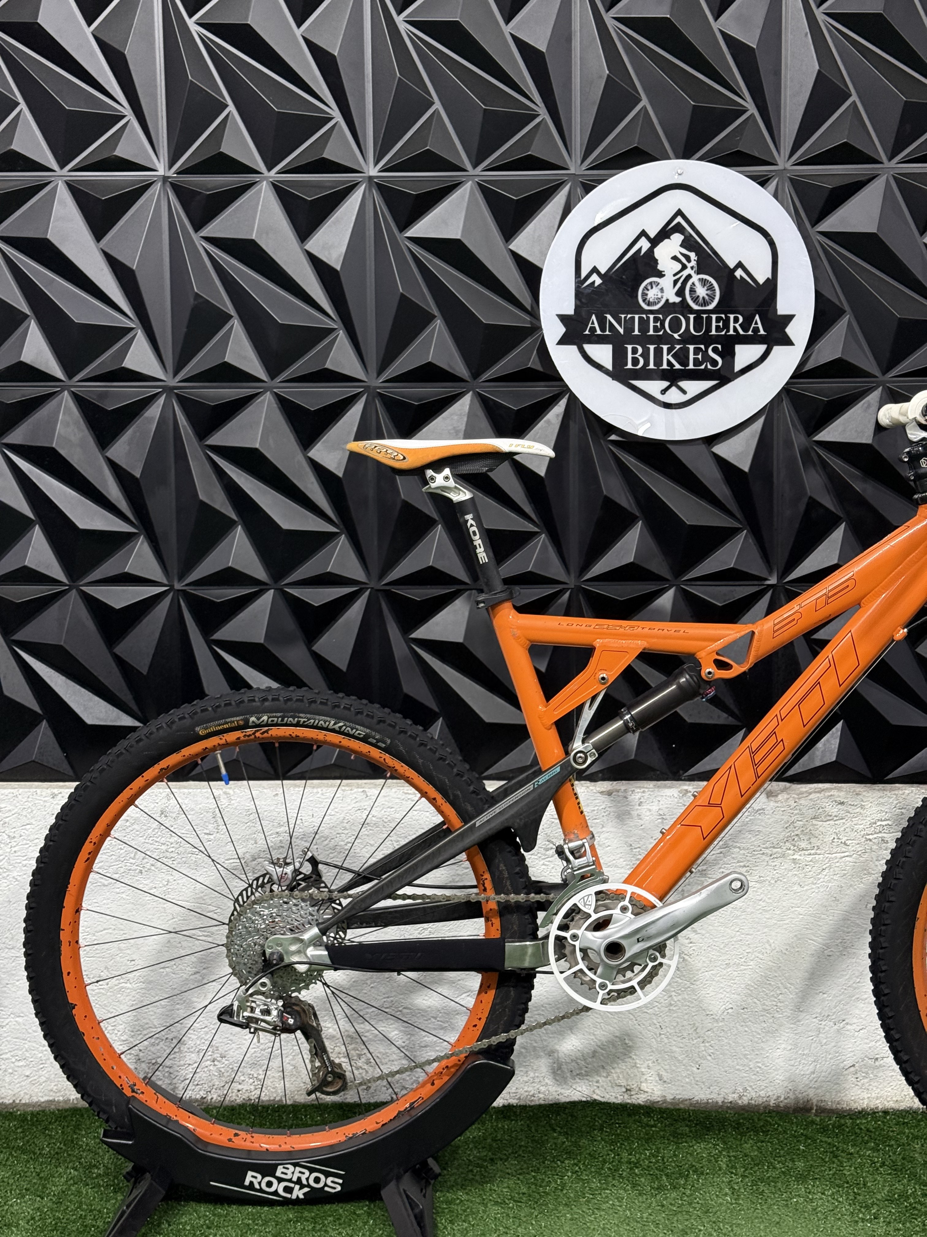 YETI SB 575