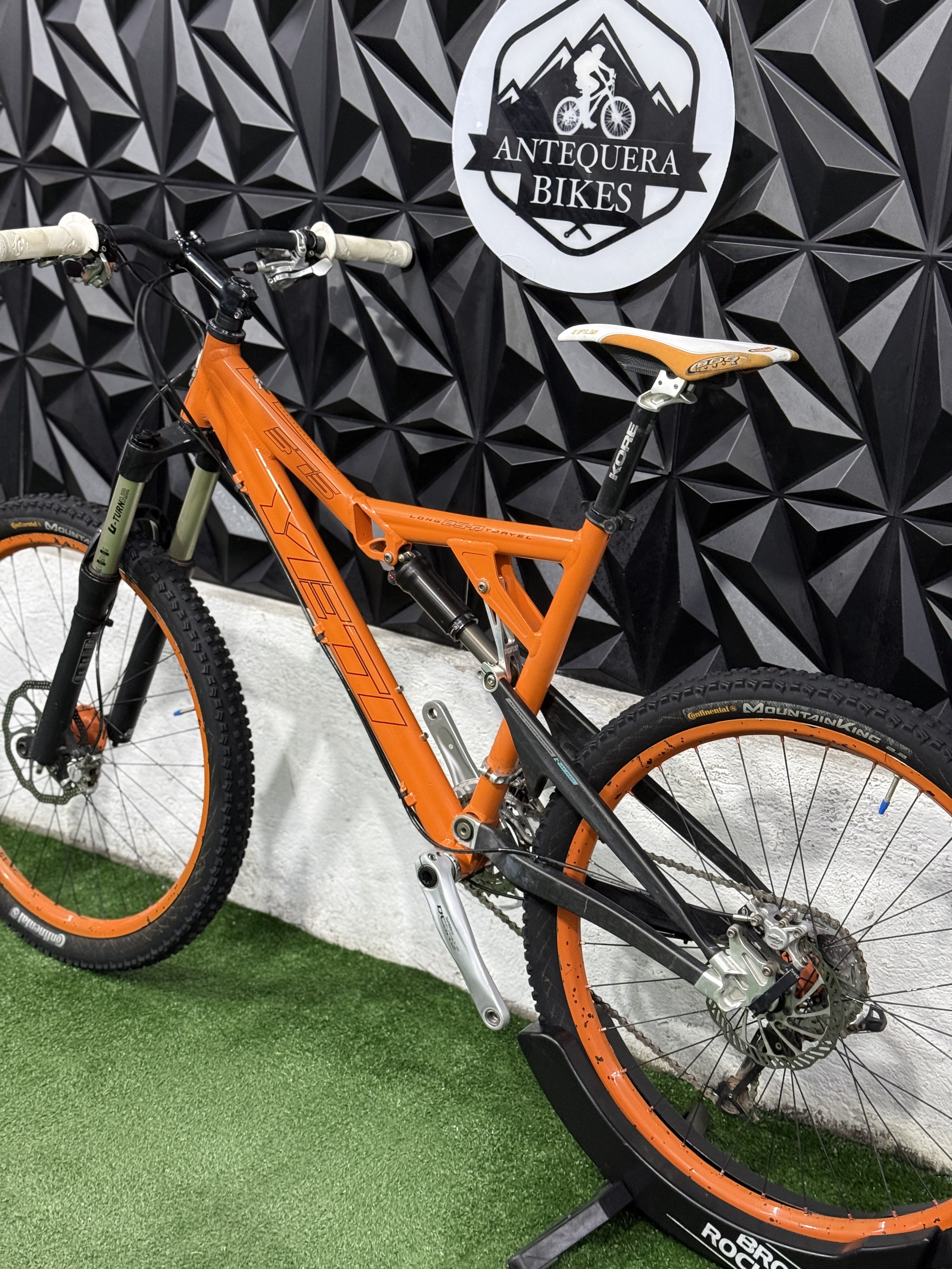 YETI SB 575
