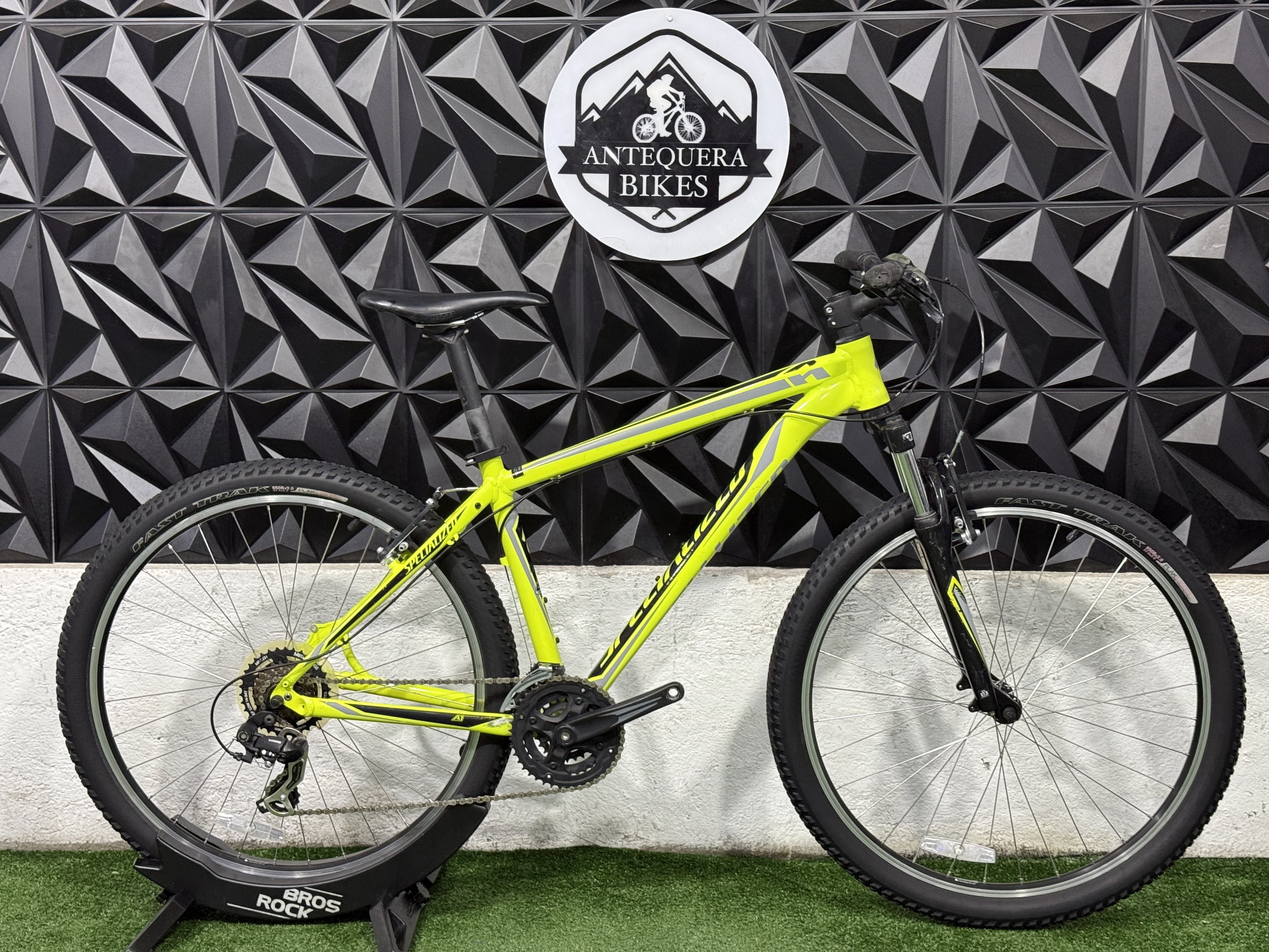 SPECIALIZED HARDROCK