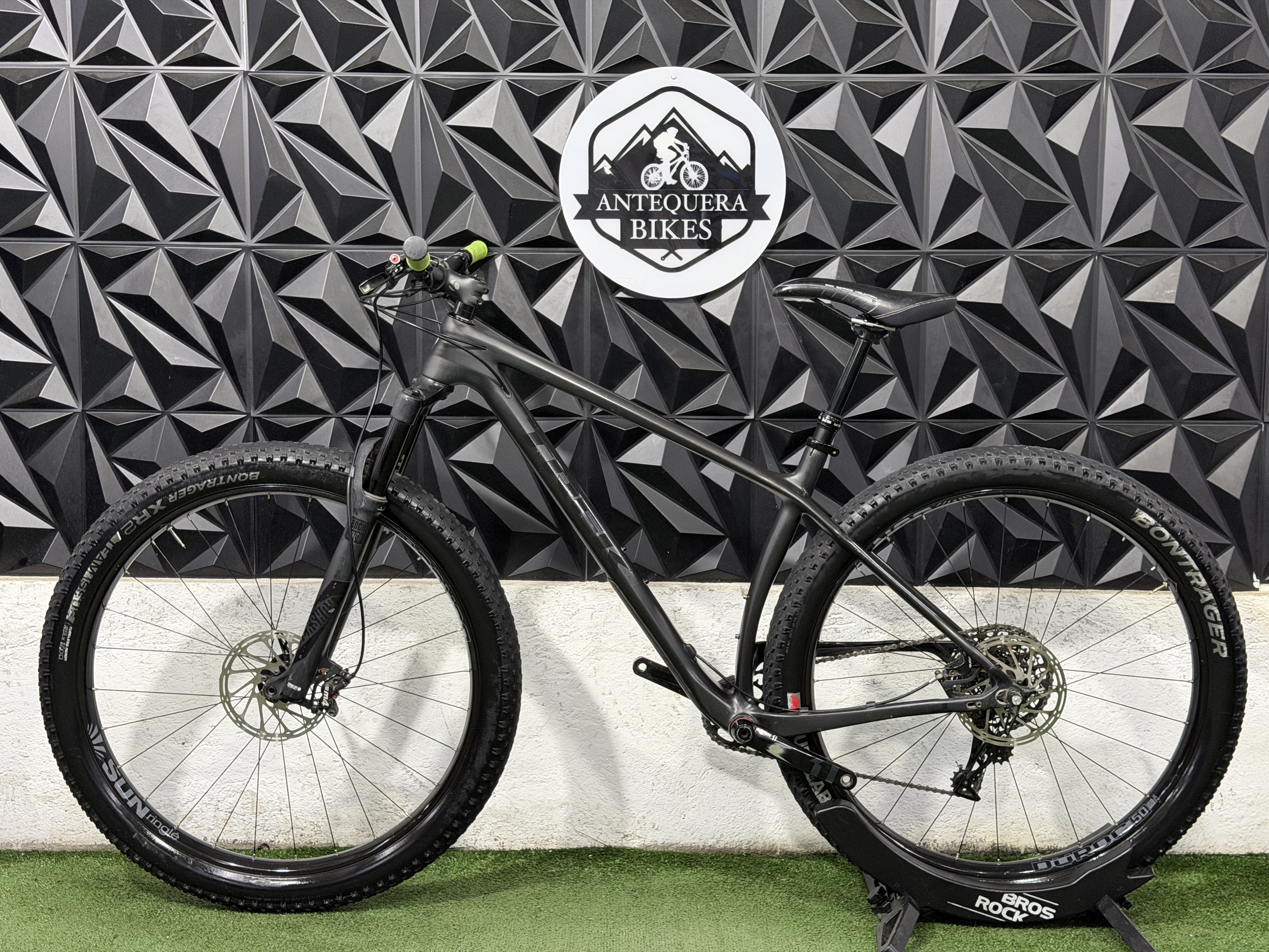 TREK STACHE 9.6