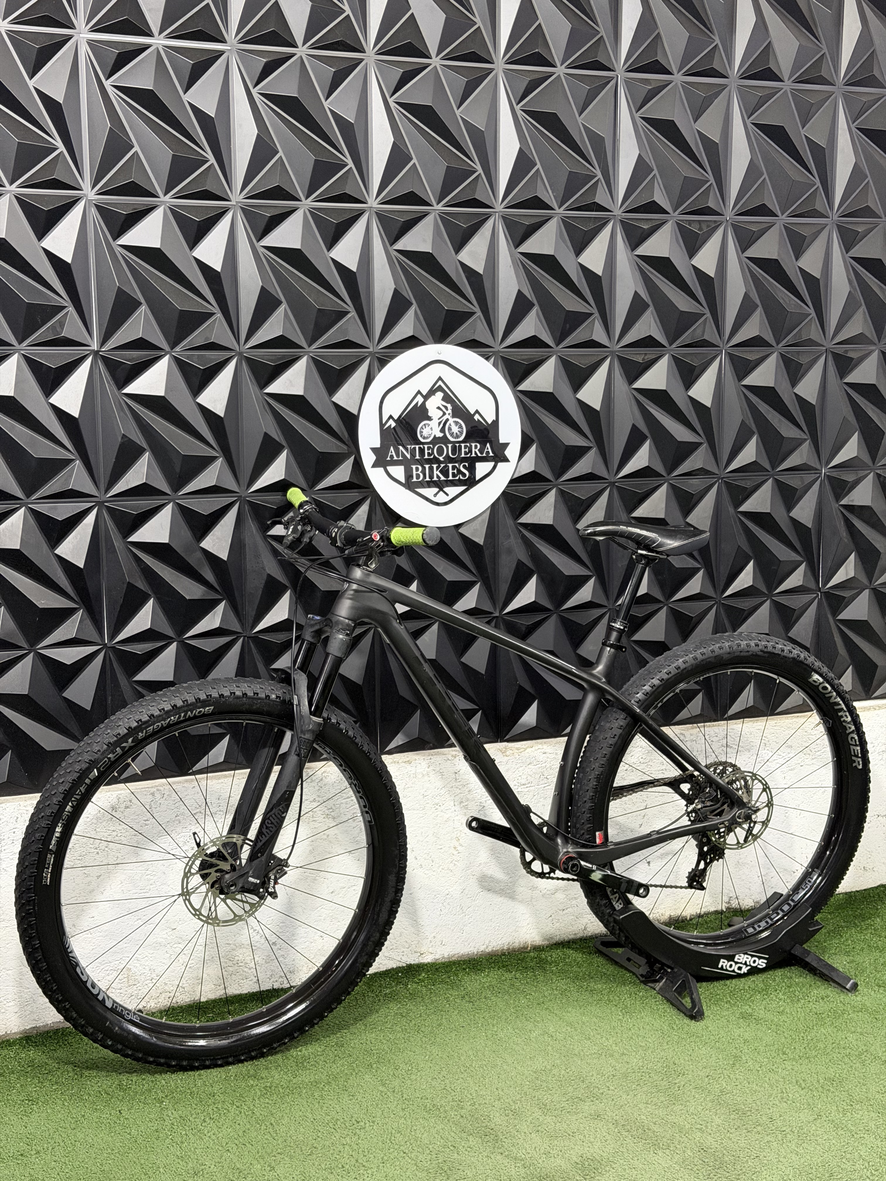 TREK STACHE 9.6