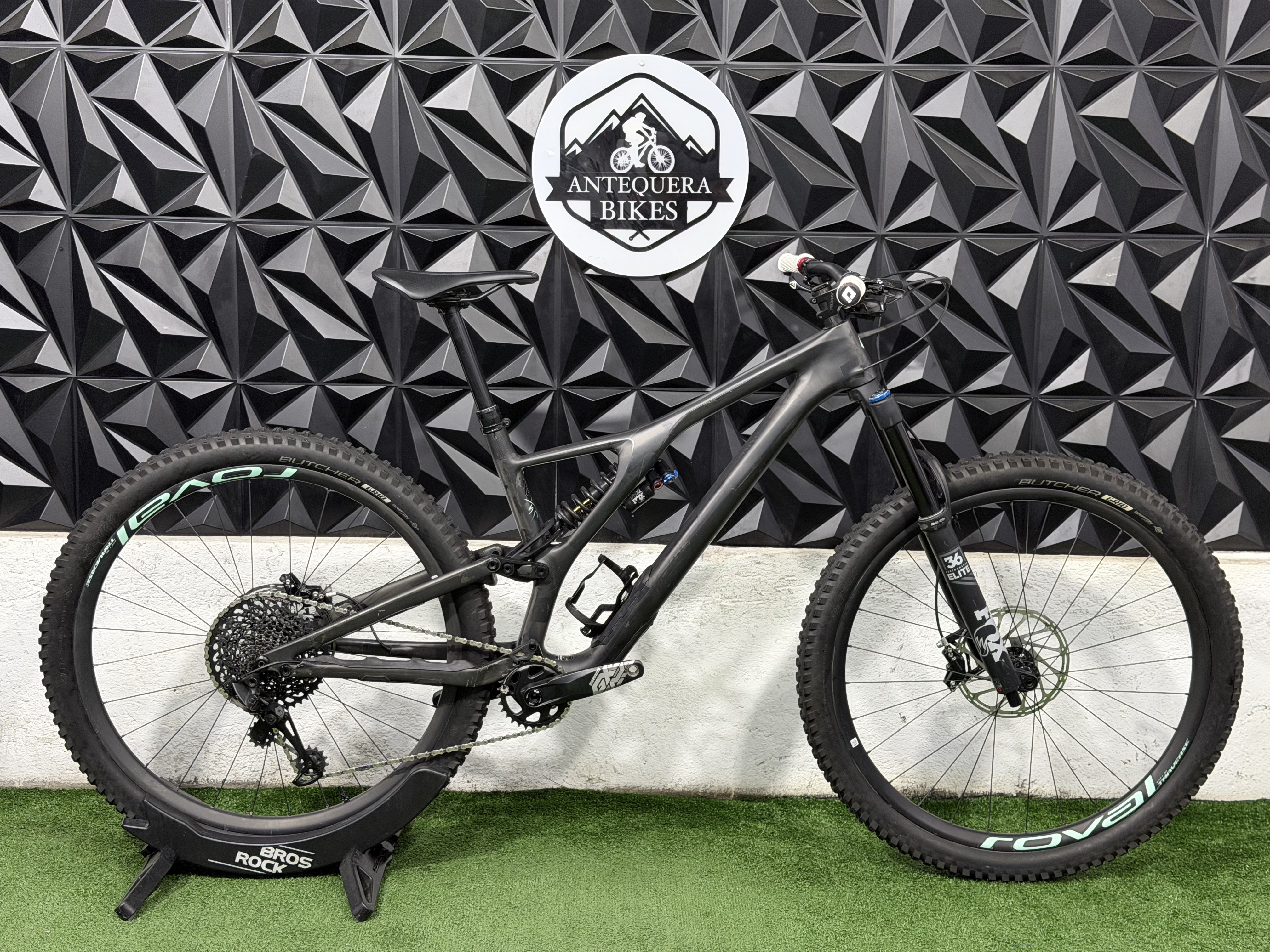 SPECIALIZED STUMPJUMPER EVO FULL CARBON