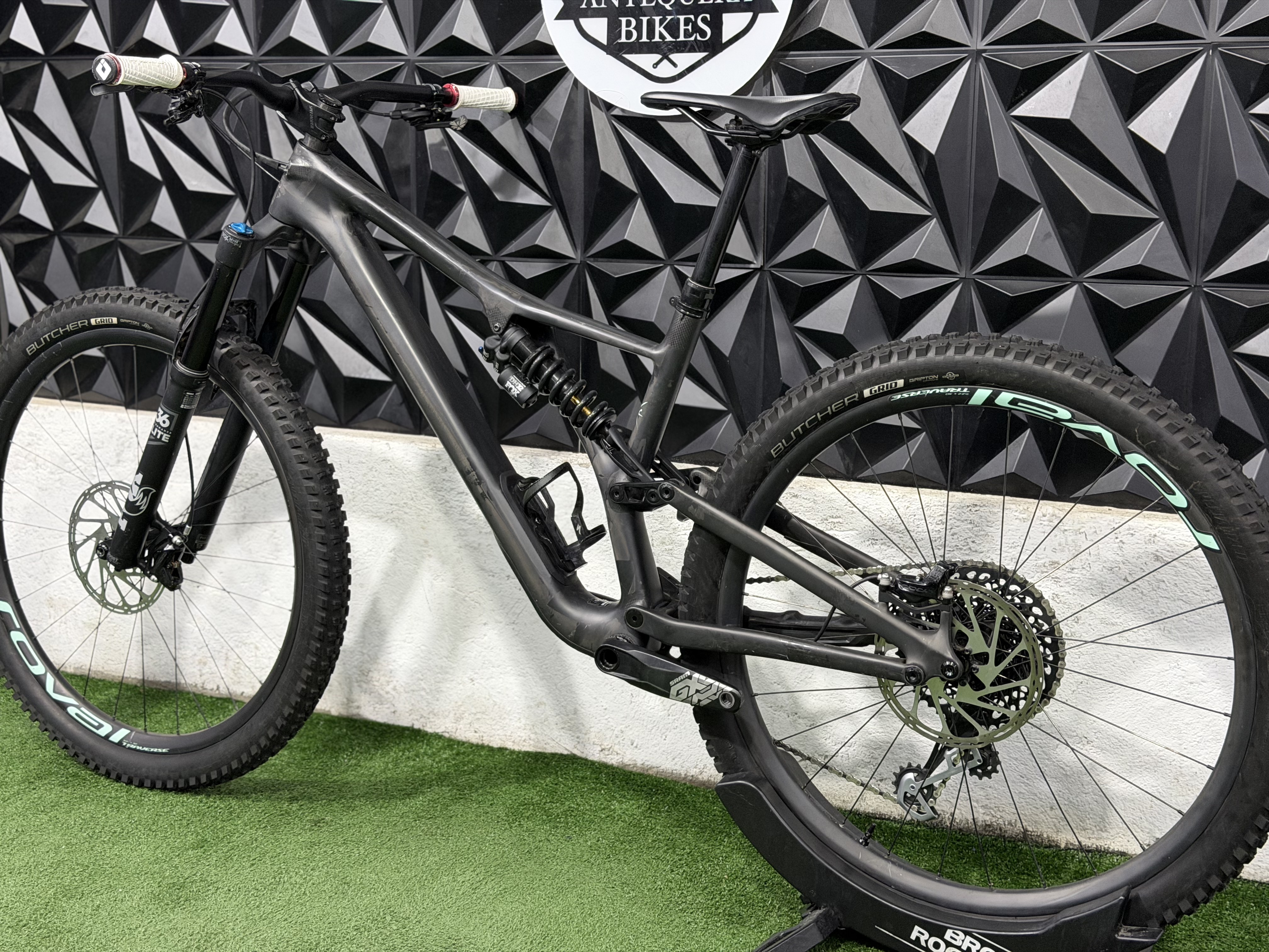 SPECIALIZED STUMPJUMPER EVO FULL CARBON