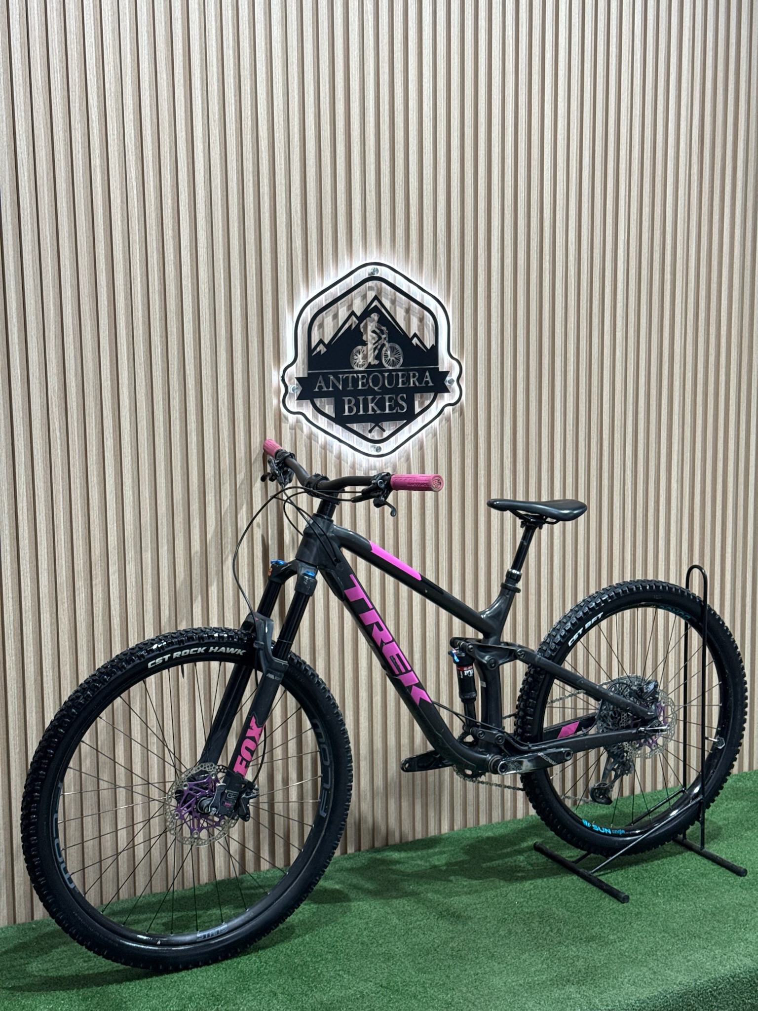 TREK FUEL EX 8