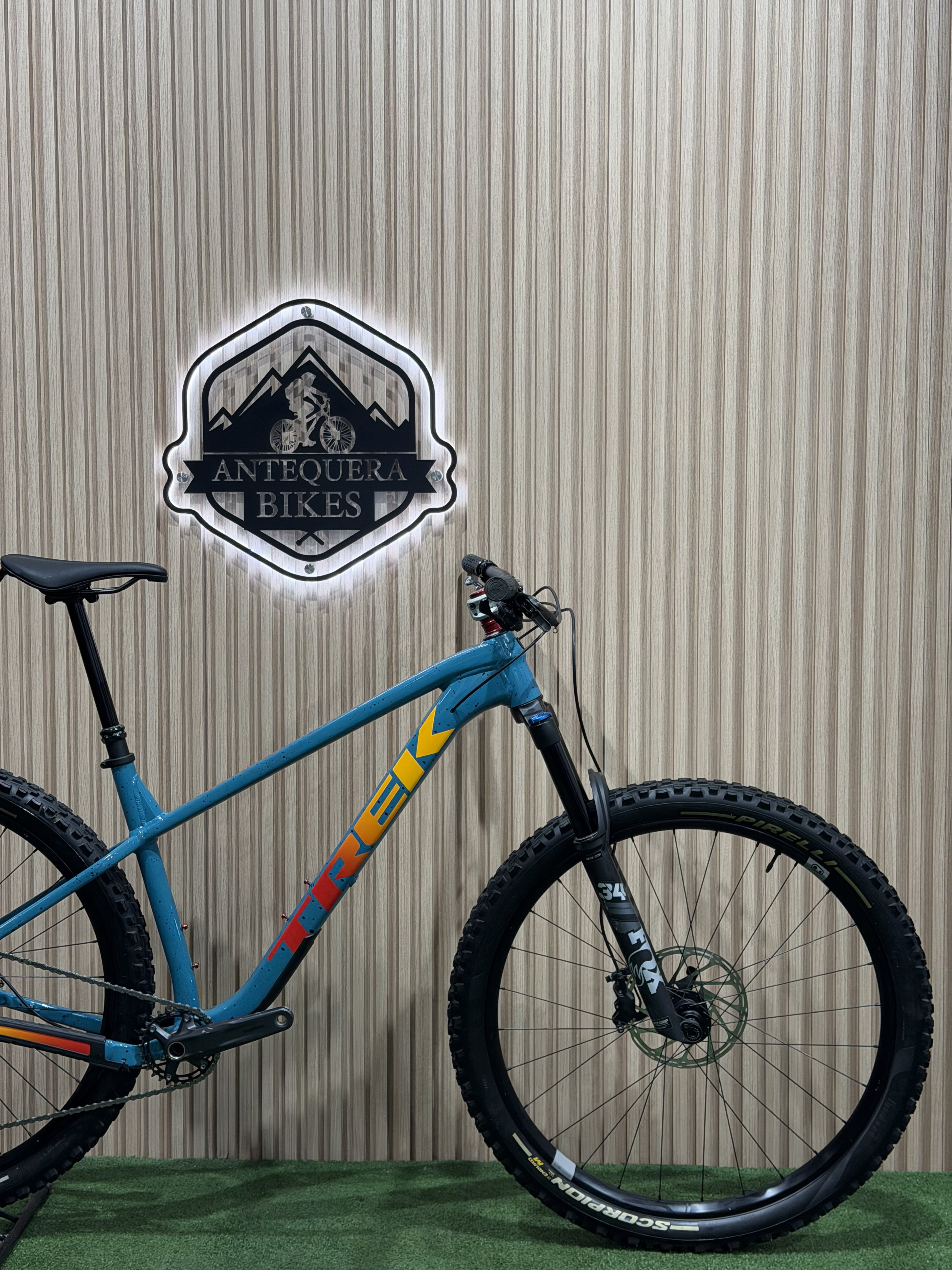 TREK ROSCOE 7 GEN 3 CON MEJORAS  IMPECABLE