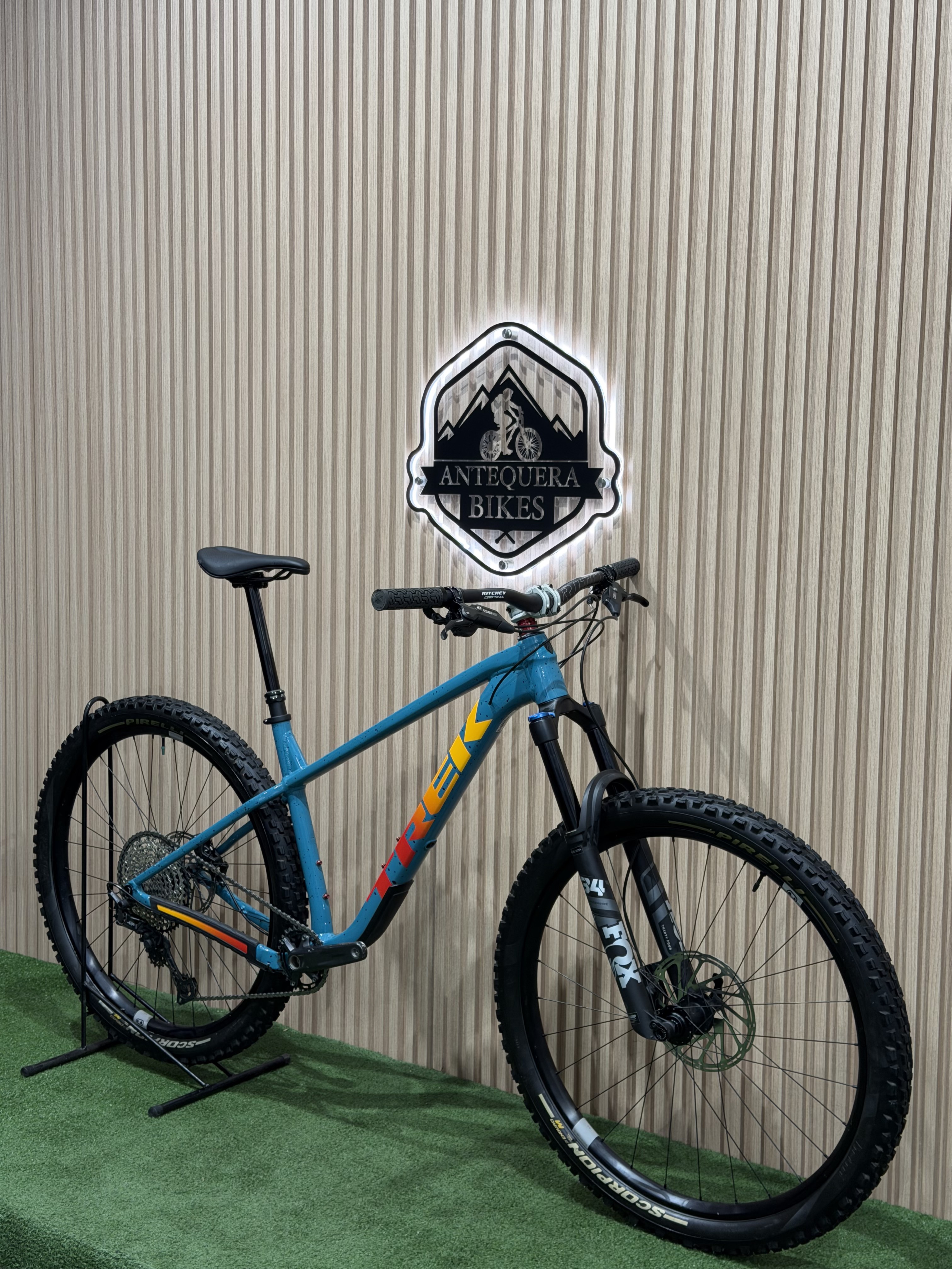 TREK ROSCOE 7 GEN 3 CON MEJORAS  IMPECABLE