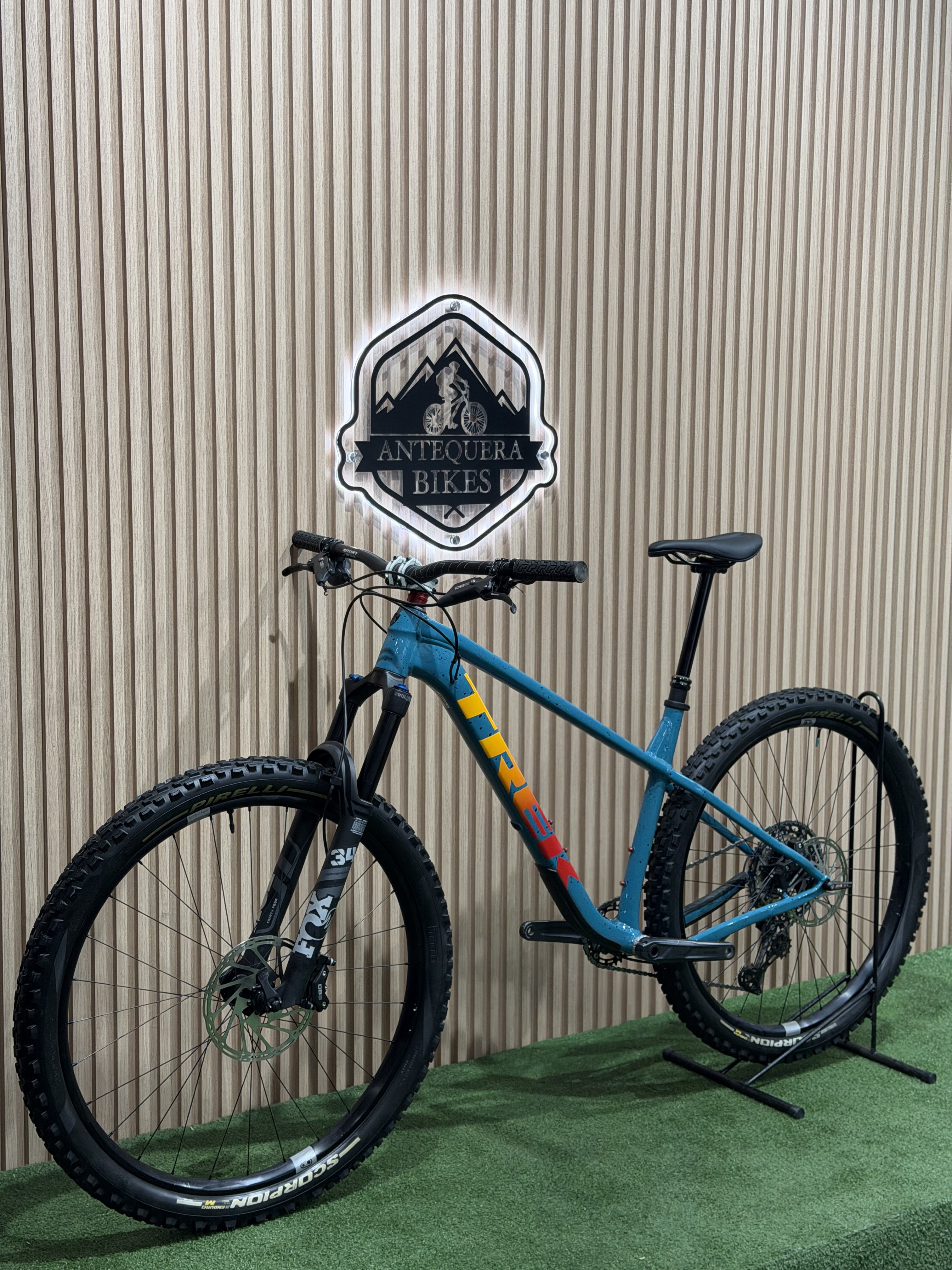 TREK ROSCOE 7 GEN 3 CON MEJORAS  IMPECABLE