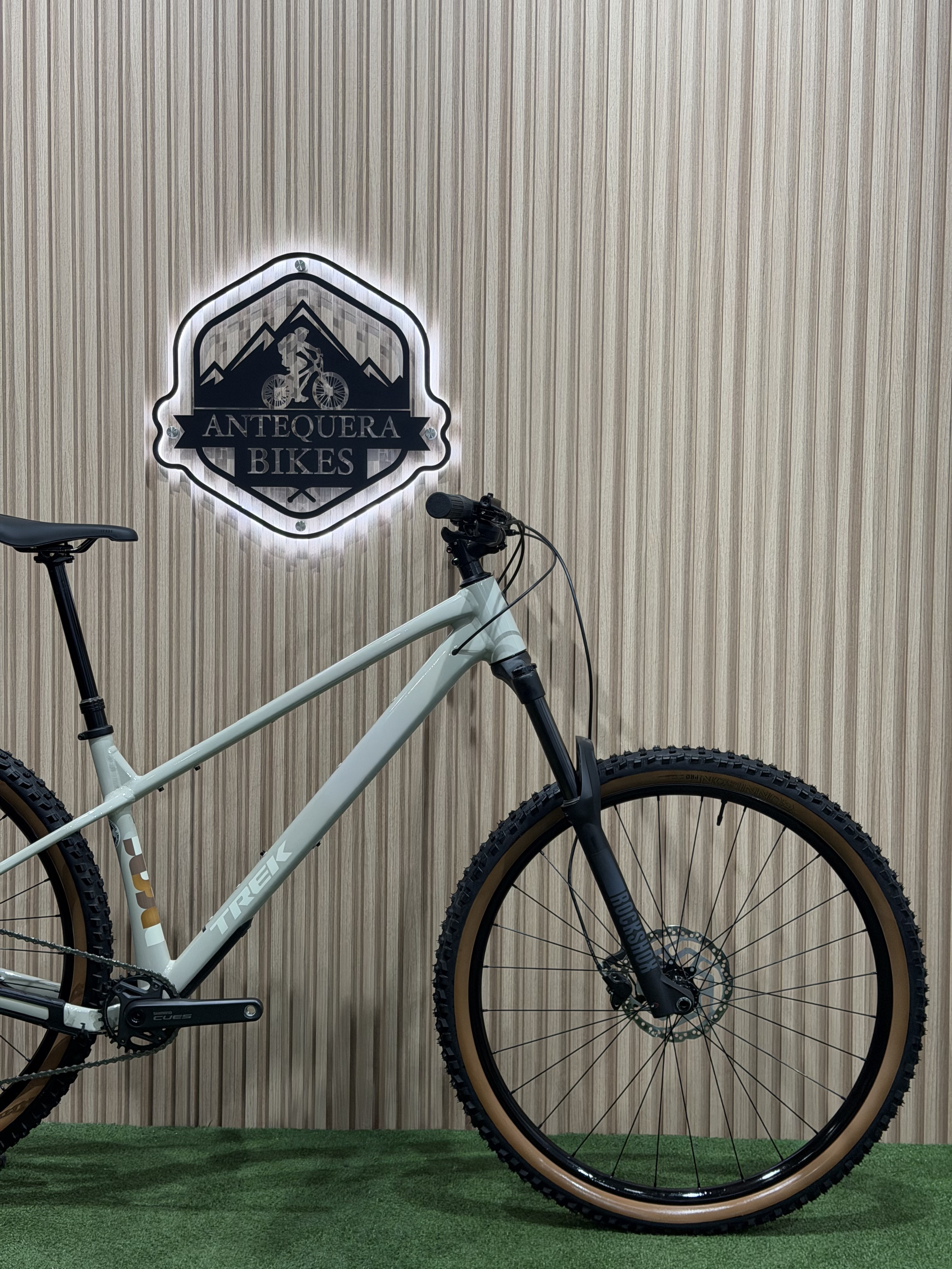 TREK ROSCOE 7 GEN 4