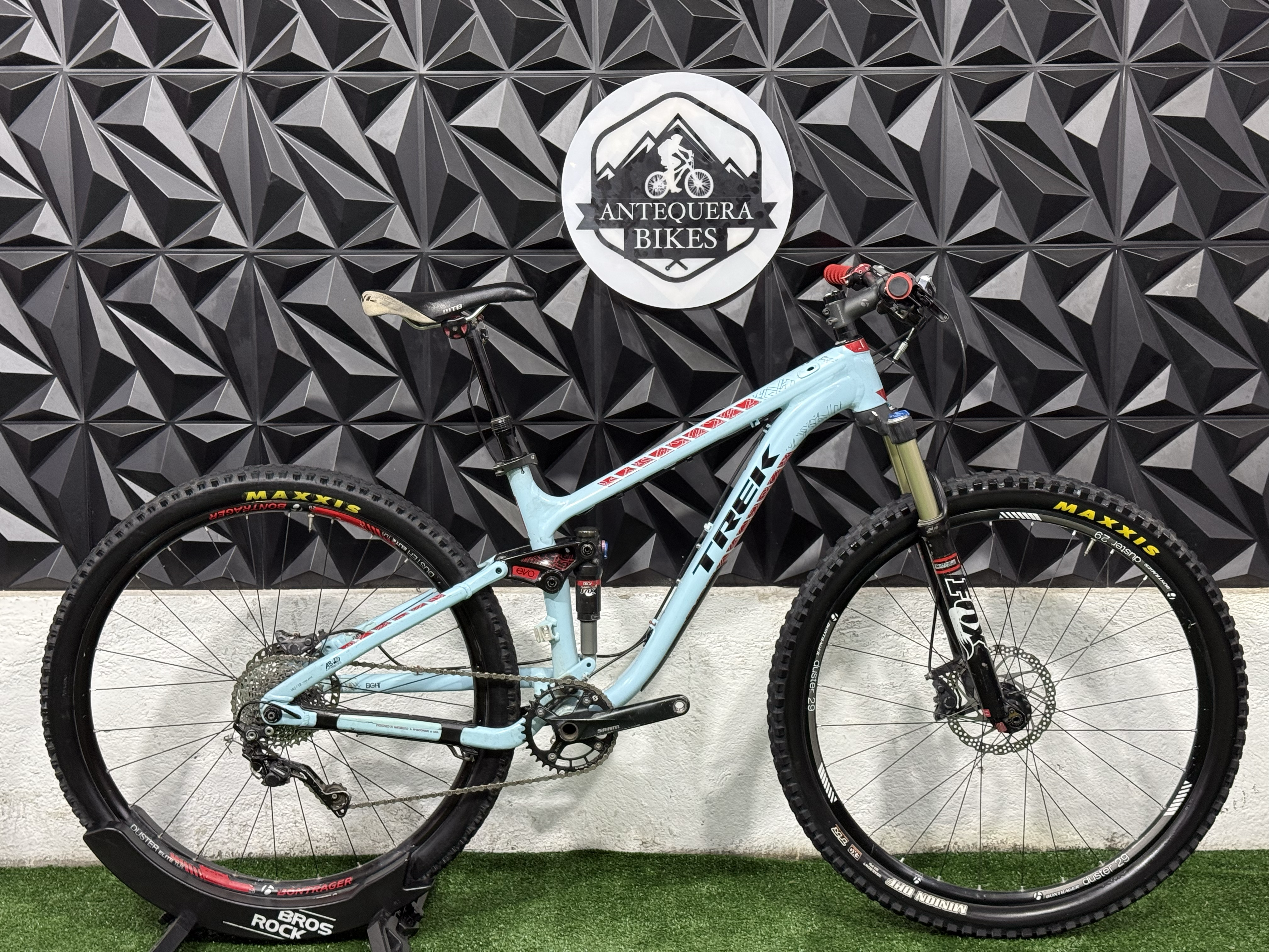 TREK FUEL EX 8