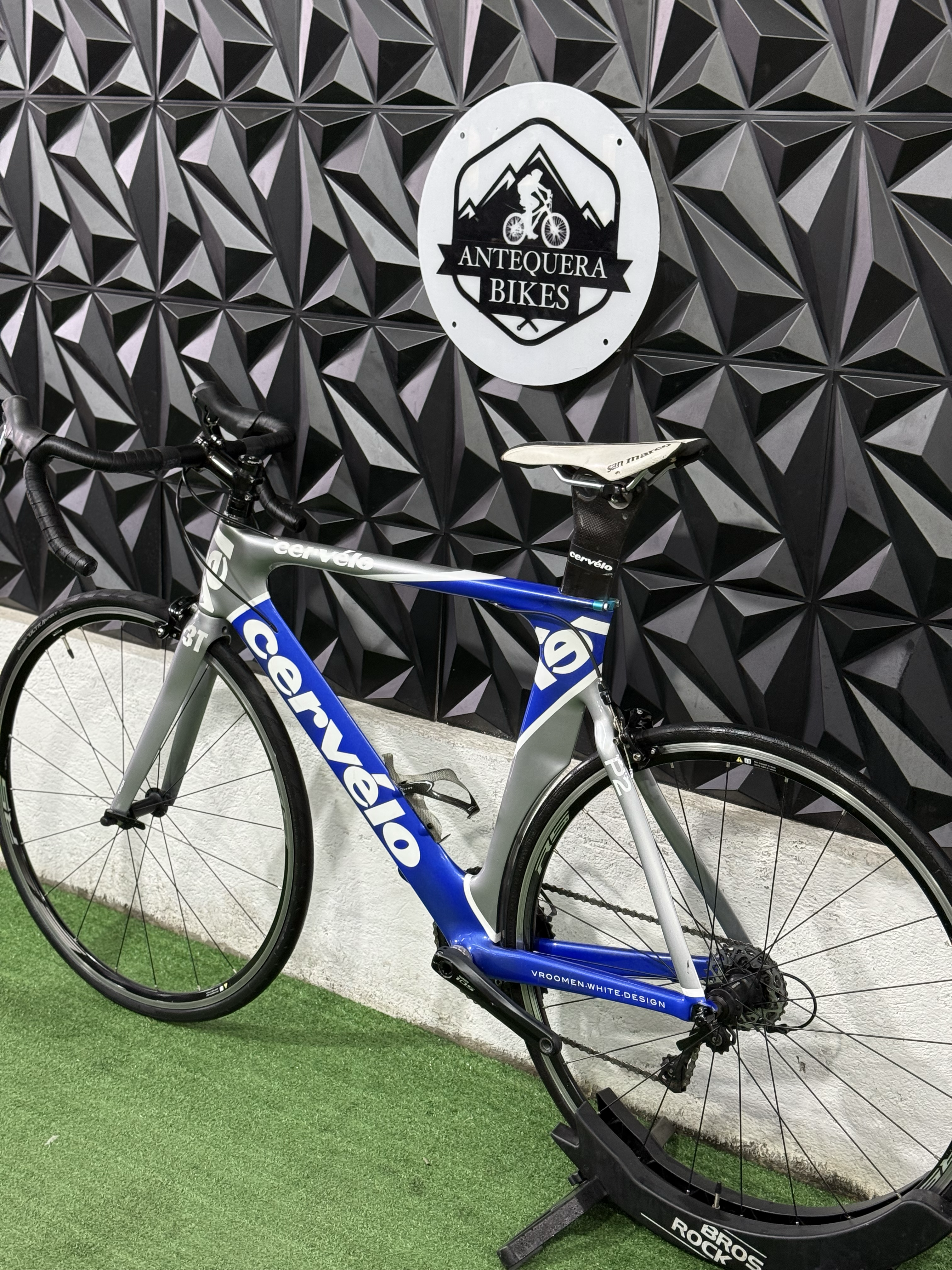 CERVÉLO P2 DE CARBÓN