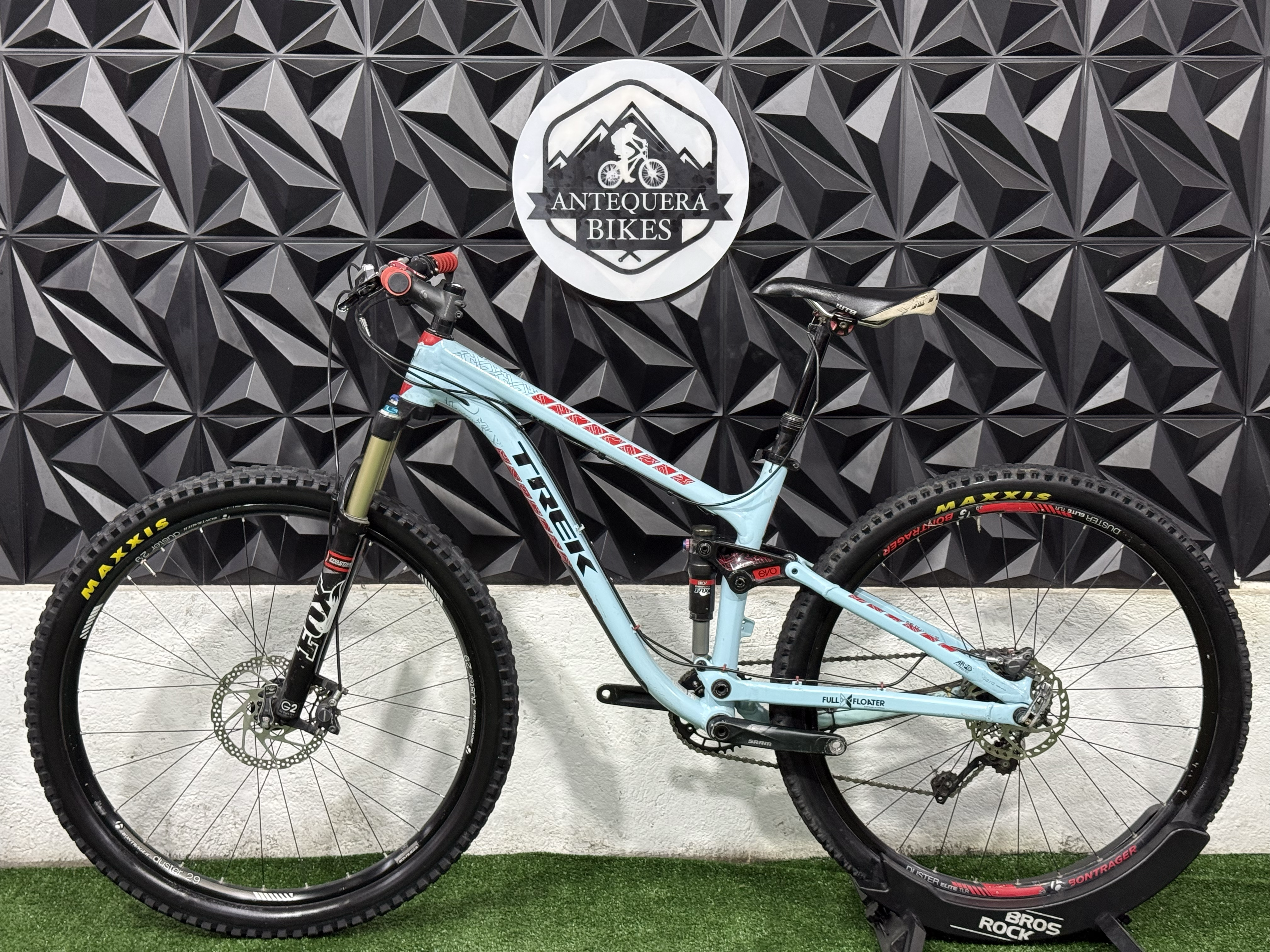 TREK FUEL EX 8