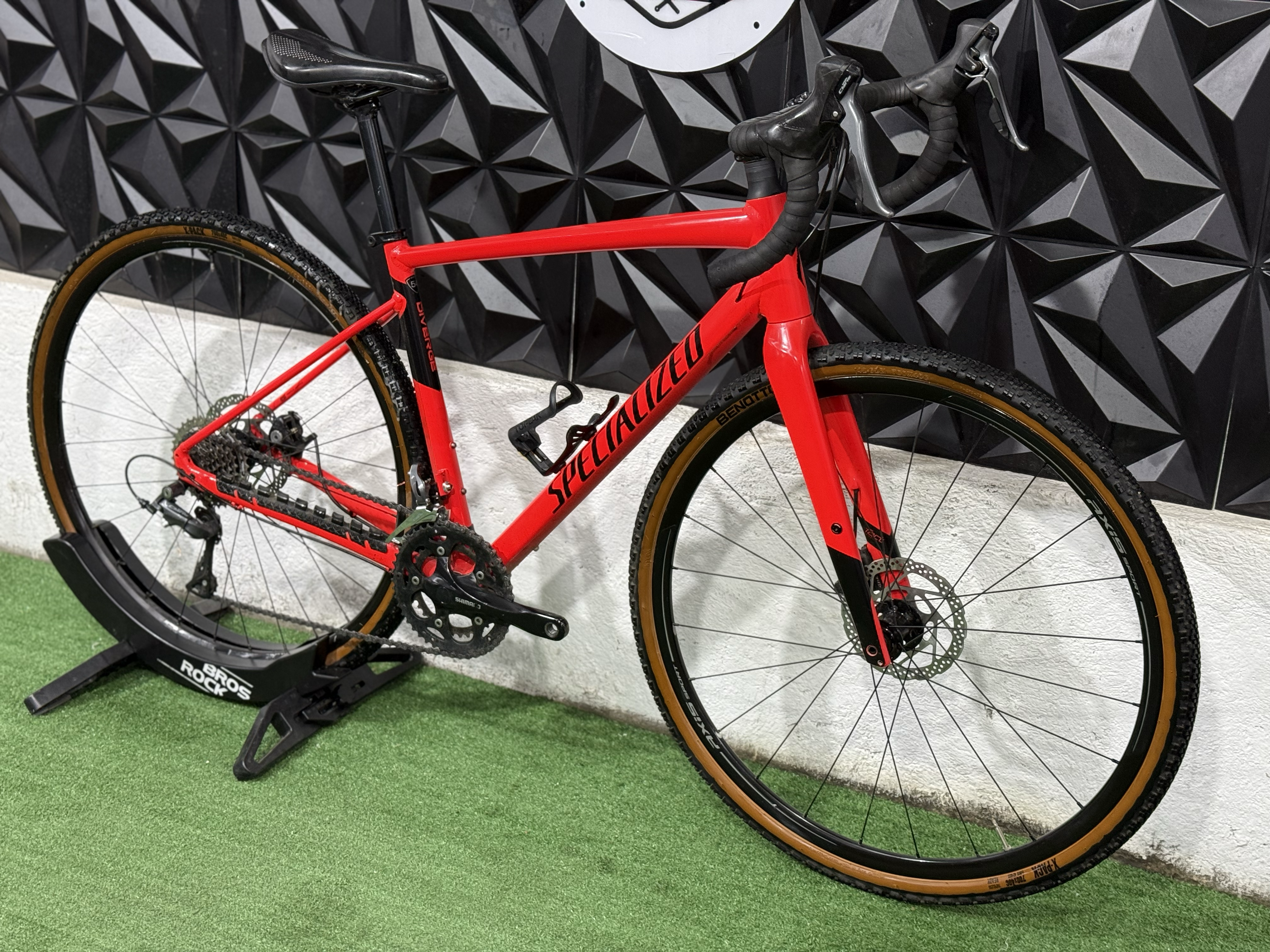 SPECIALIZED DIVERGE