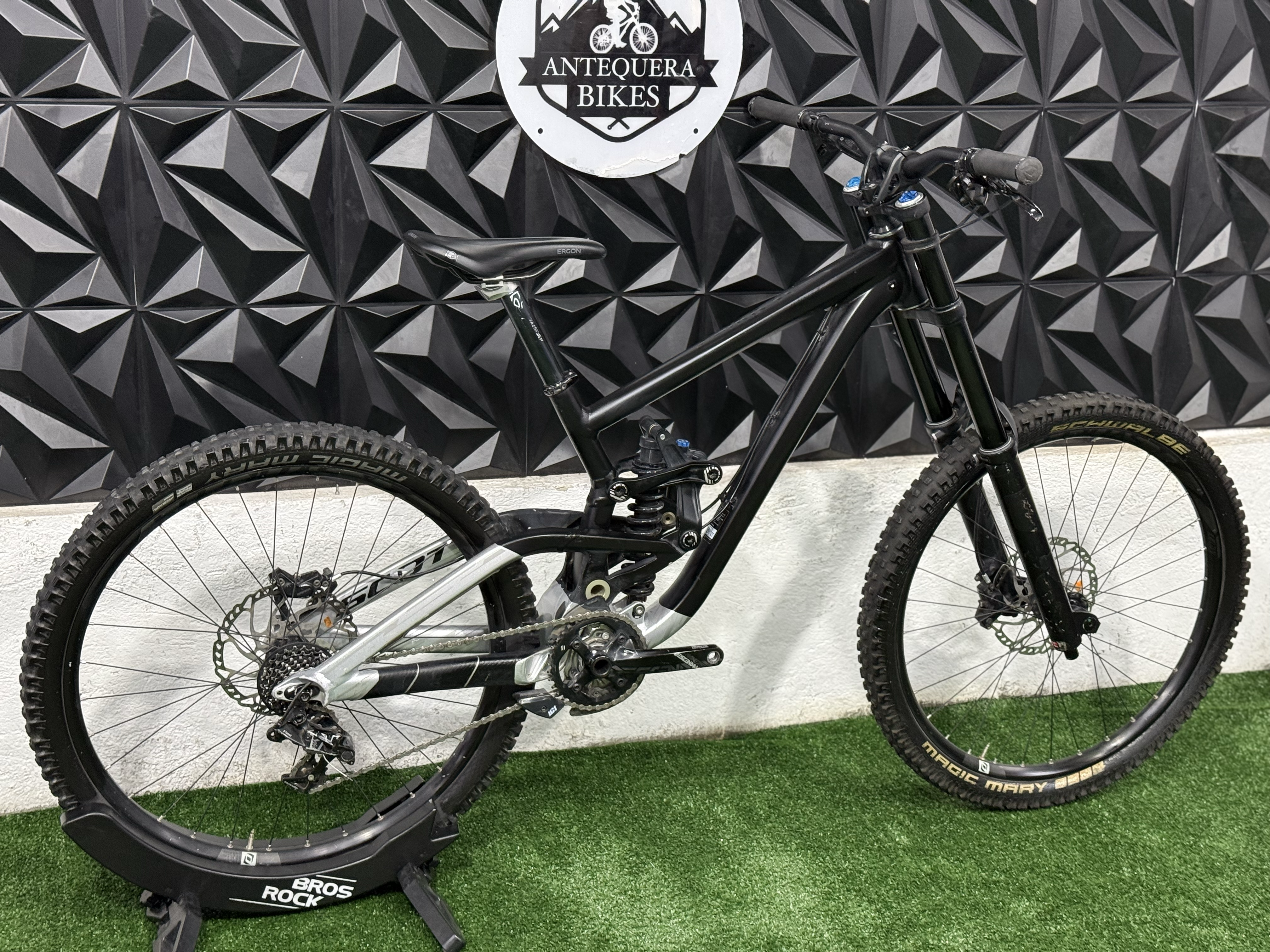 SCOTT GAMBLER 720