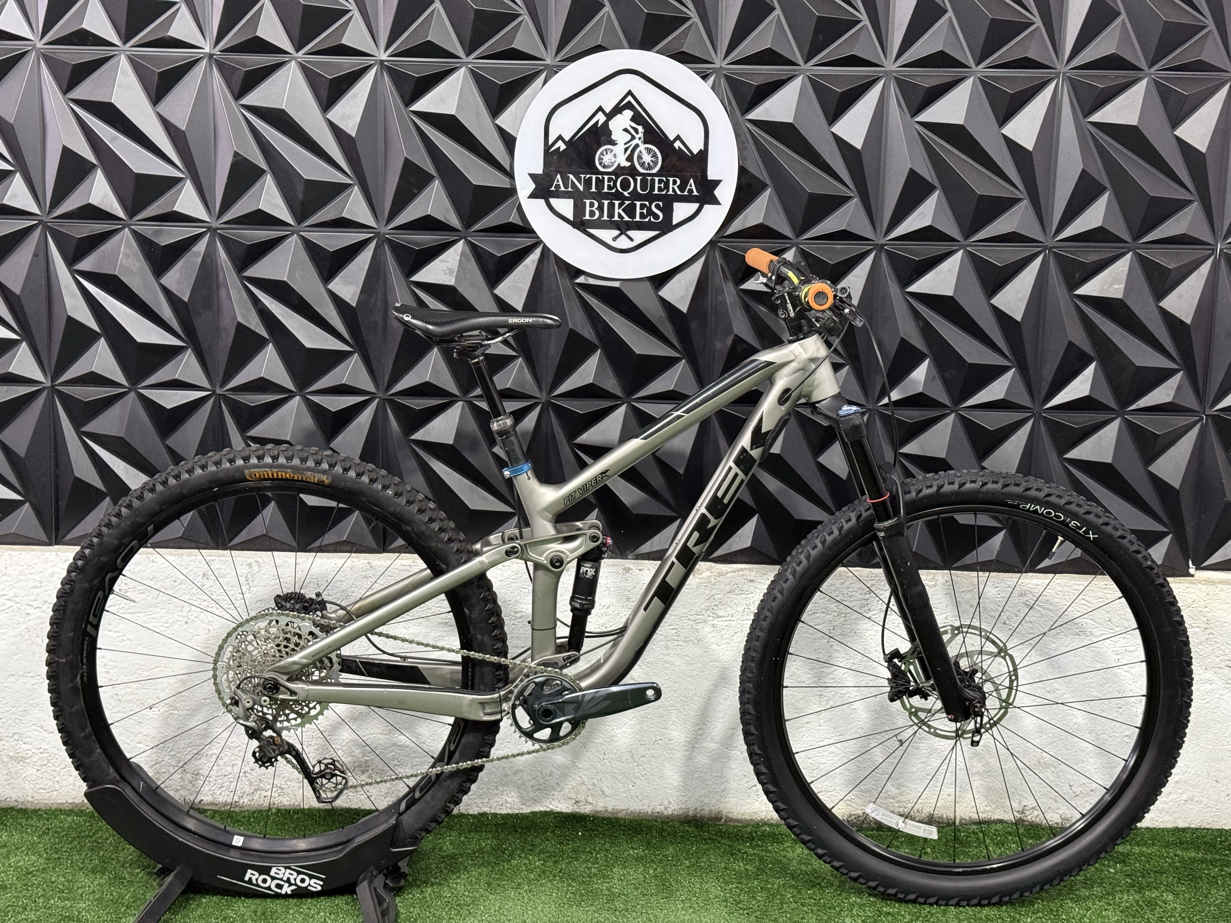 TREK FUEL EX 7