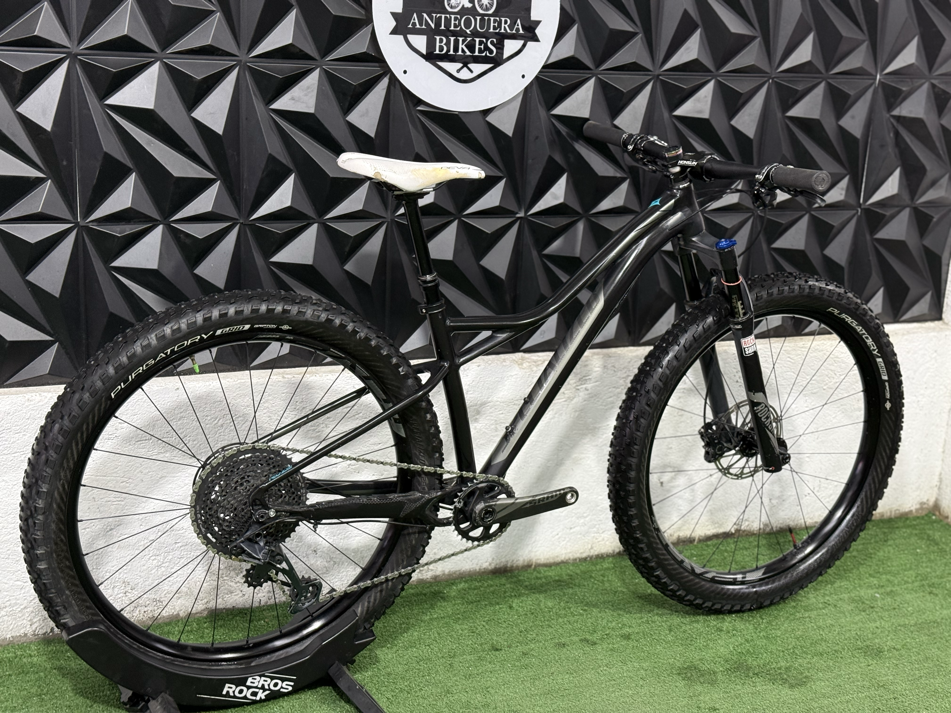SPECIALIZED RUZE