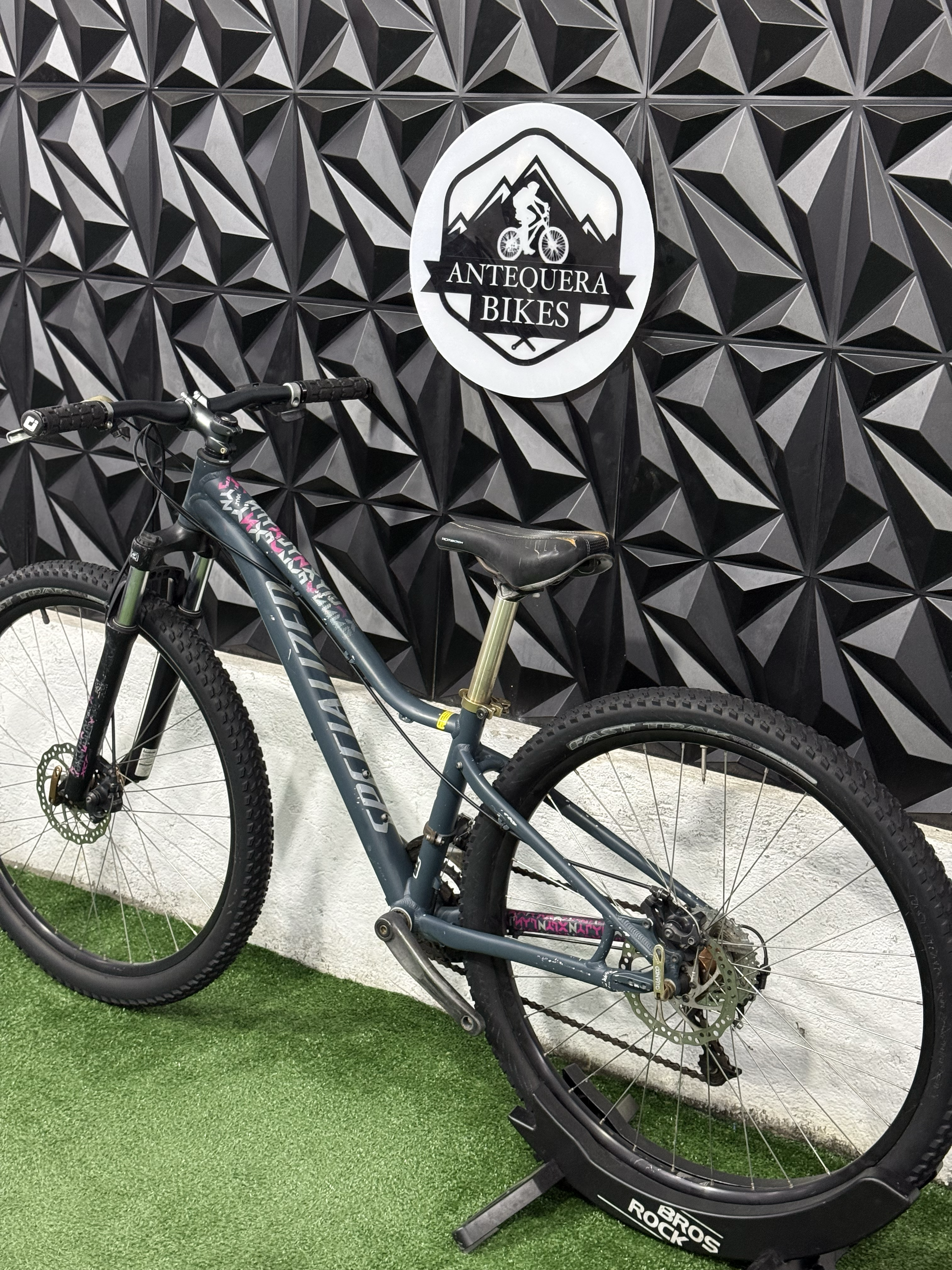 SPECIALIZED JYNX