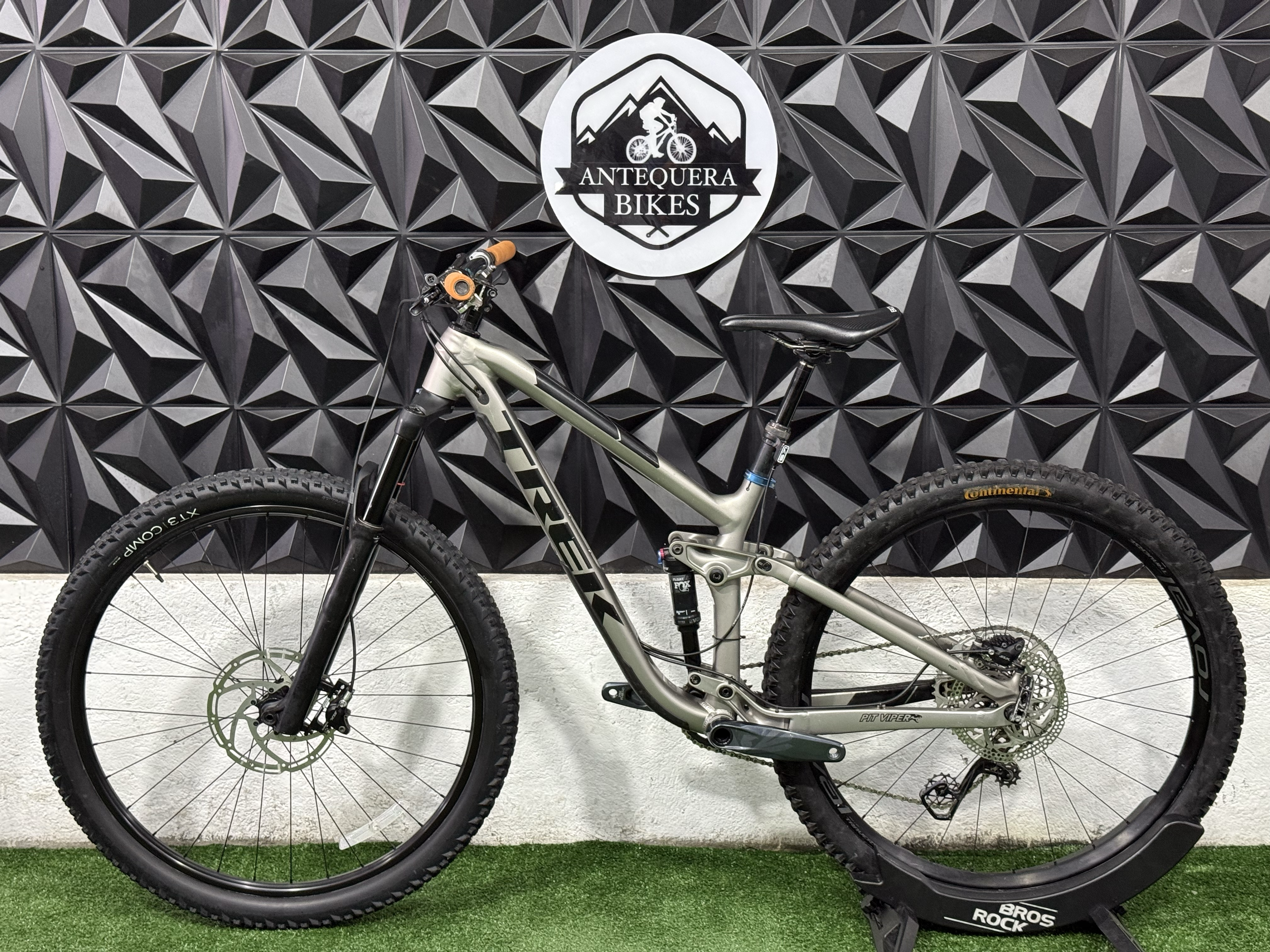 TREK FUEL EX 7