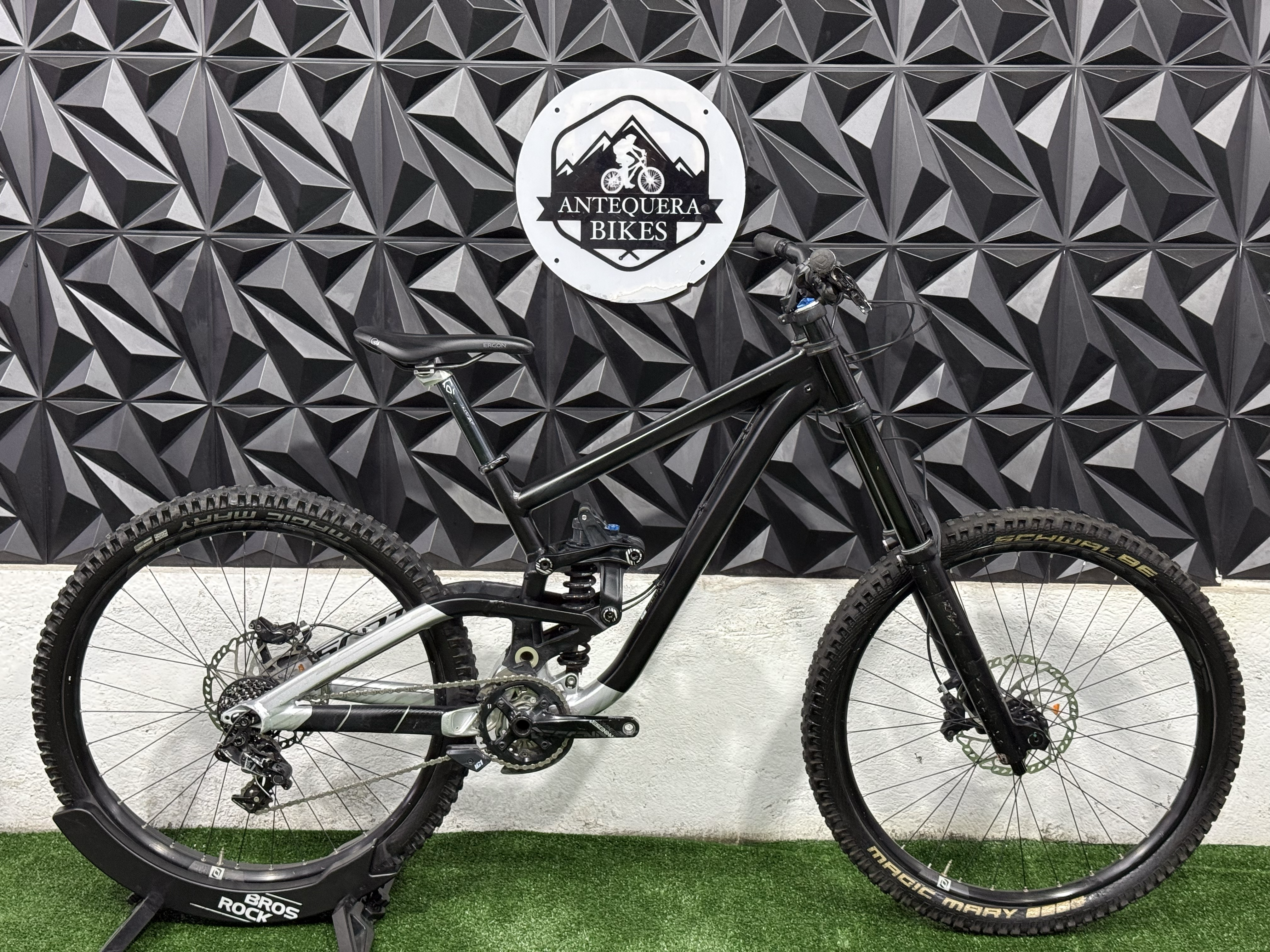 SCOTT GAMBLER 720