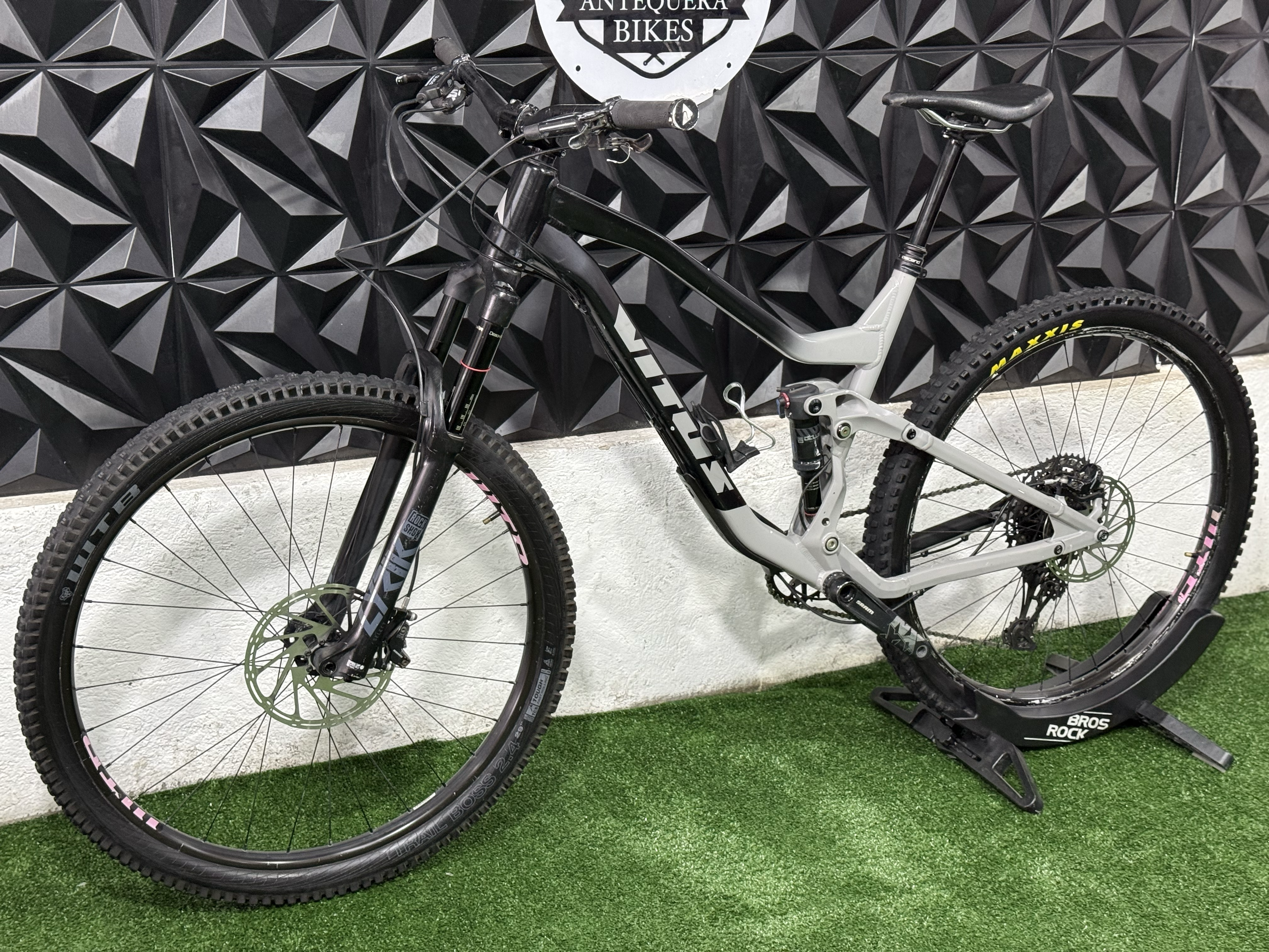 VITUS ESCARPE