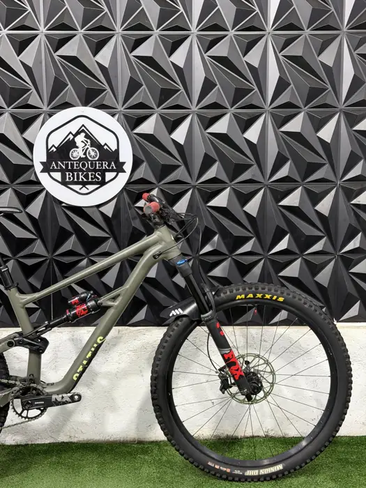 SPECIALIZED STATUS