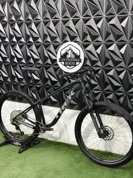 TREK ROSCOE 7 GEN 3
