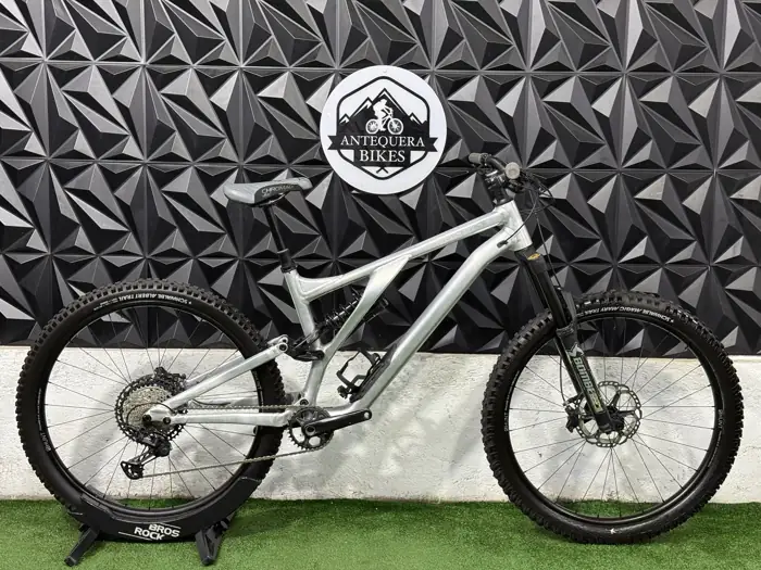 SPECIALIZED STUMPJUMPER CON MEJORAS