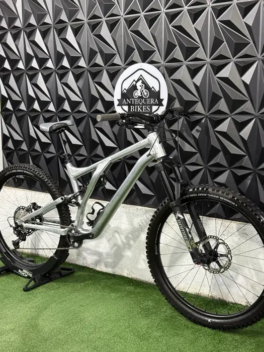 SPECIALIZED STUMPJUMPER CON MEJORAS
