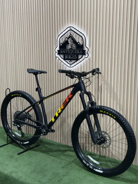 TREK ROSCOE 8