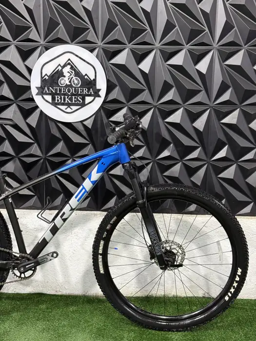 TREK MARLIN 8
