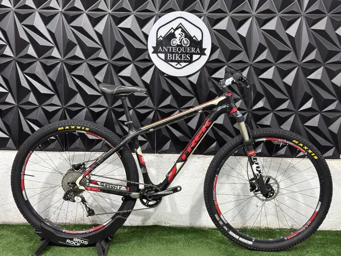 TREK SUPERFLY FULL CARBÓN