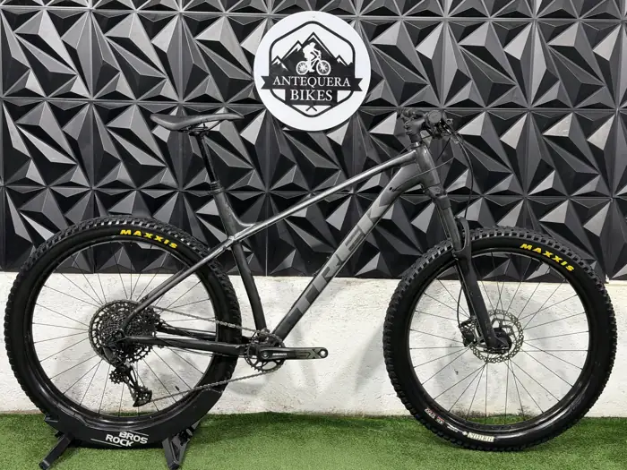 TREK ROSCOE 7